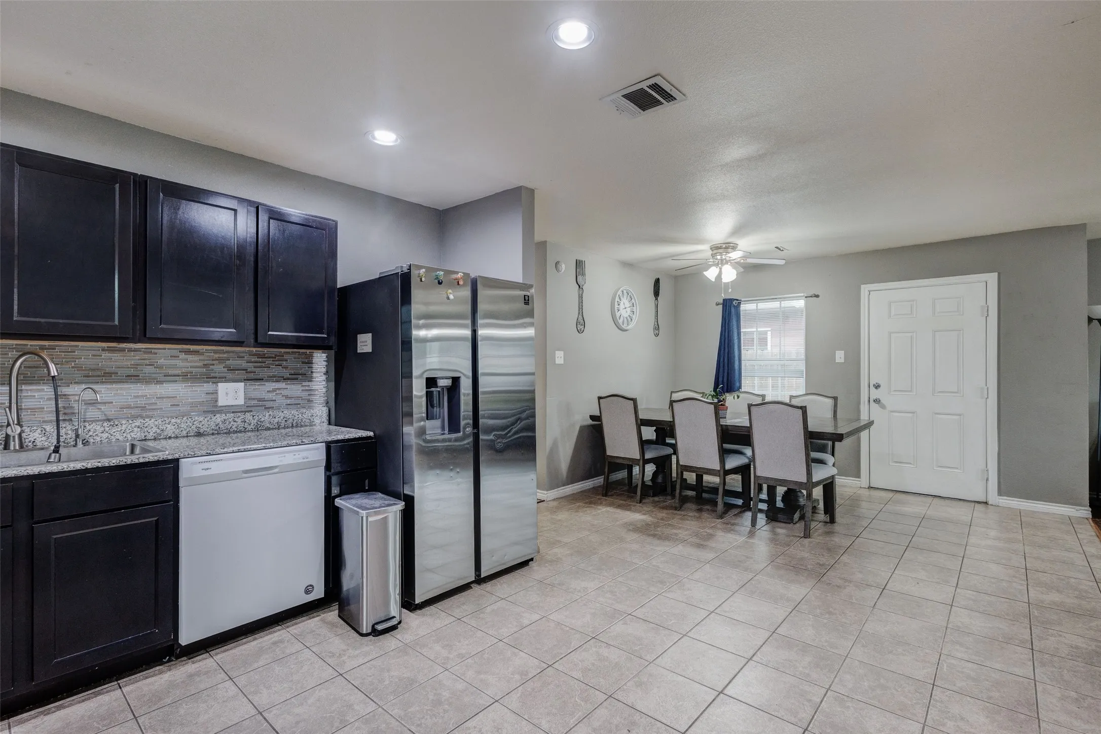 Single Family Residence For Sale in Dallas County , 1735 Mcbroom Street, Dallas, Texas 75212, 3 Bedroom, 2 Bathroom, 2 Garage spaces, 1,352 Sqft, built in 2016, mls#21367870, Real Estate Agent in Dallas, Homes For Sale in Dallas county, Homes For Sale in Dallas, Realtor in Dallas Texas, Real Estate Brokerage Independent Realty Texas, Luminita Cordes Realtor