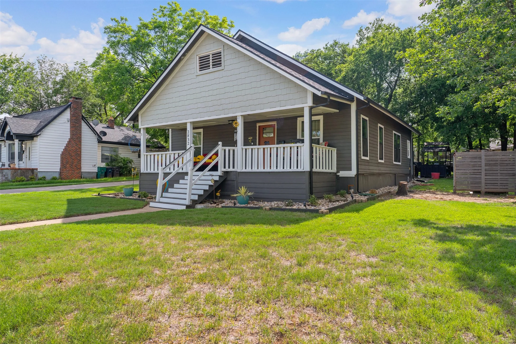 Single Family Residence For Sale in Tarrant County , 2832 Forest Avenue, Fort Worth, Texas 76112, 2 Bedroom, 1 Bathroom, Garage spaces, 1,080 Sqft, built in 1930, mls#21345732, Real Estate Agent in Fort Worth, Homes For Sale in Tarrant county, Homes For Sale in Fort Worth, Realtor in Fort Worth Texas, Real Estate Brokerage Independent Realty Texas, Luminita Cordes Realtor