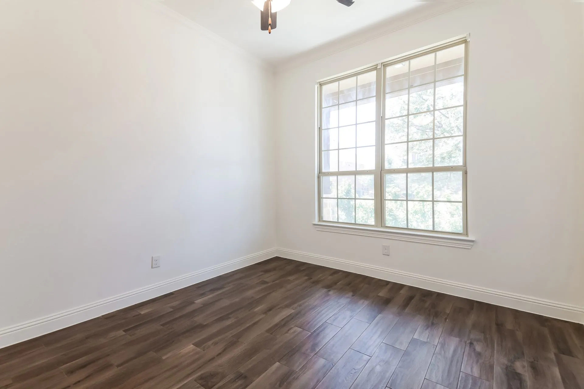 Single Family Residence For Sale in Collin County , 10812 Marble Falls Place, Mc Kinney, Texas 75071, 4 Bedroom, 4 Bathroom, 3 Garage spaces, 3,749 Sqft, built in 2016, mls#21367879, Real Estate Agent in Mc Kinney, Homes For Sale in Collin county, Homes For Sale in Mc Kinney, Realtor in Mc Kinney Texas, Real Estate Brokerage Independent Realty Texas, Luminita Cordes Realtor