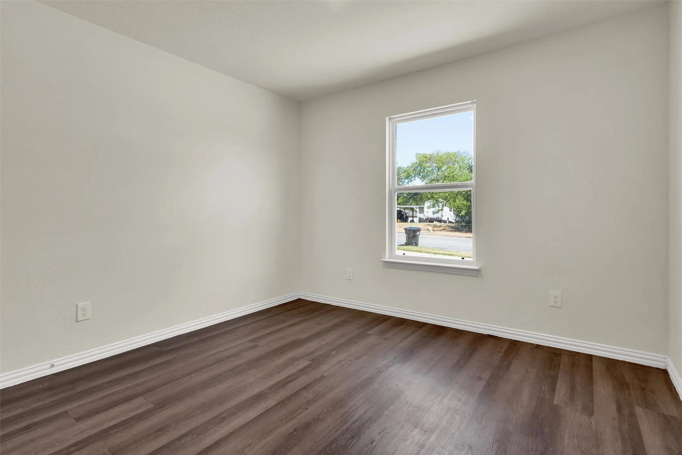 Single Family Residence For Sale in Grayson County , 414 E Munson Street, Denison, Texas 75021, 3 Bedroom, 2 Bathroom, 2 Garage spaces, 1,197 Sqft, built in 2023, mls#21367775, Real Estate Agent in Denison, Homes For Sale in Grayson county, Homes For Sale in Denison, Realtor in Denison Texas, Real Estate Brokerage Independent Realty Texas, Luminita Cordes Realtor