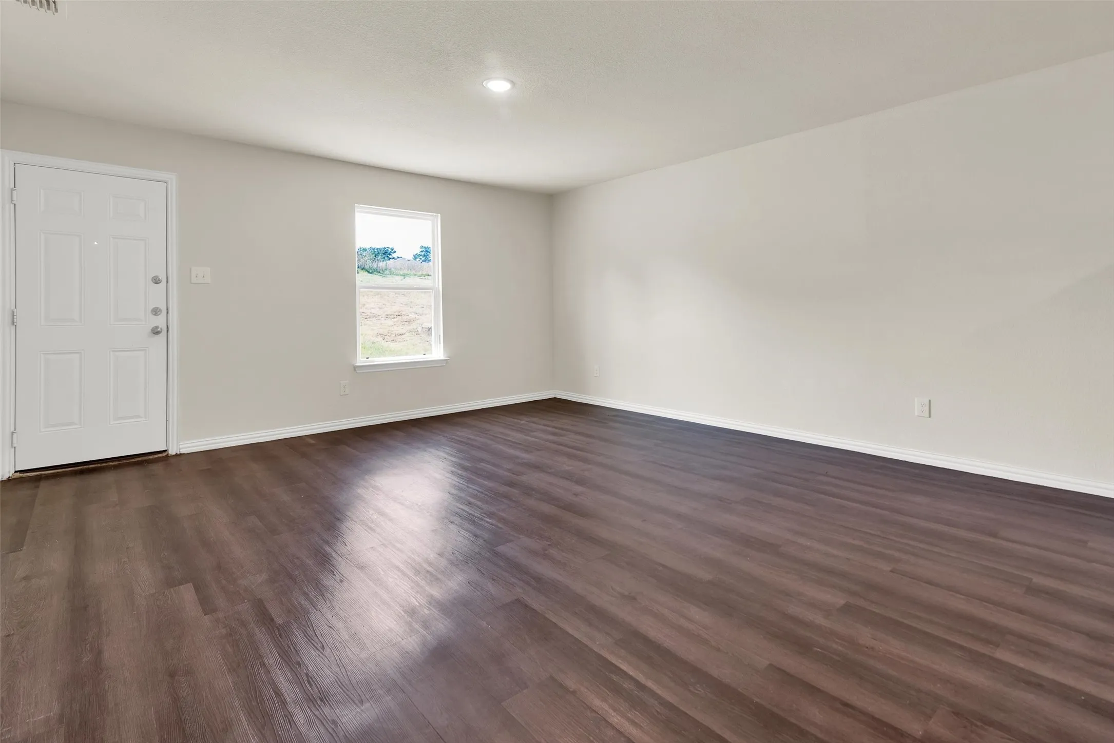 Single Family Residence For Sale in Grayson County , 414 E Munson Street, Denison, Texas 75021, 3 Bedroom, 2 Bathroom, 2 Garage spaces, 1,197 Sqft, built in 2023, mls#21367775, Real Estate Agent in Denison, Homes For Sale in Grayson county, Homes For Sale in Denison, Realtor in Denison Texas, Real Estate Brokerage Independent Realty Texas, Luminita Cordes Realtor