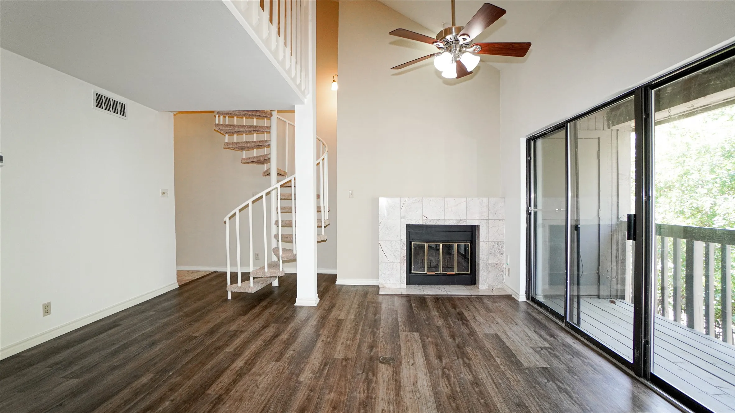 Condominium For Rent in Rockwall County , 1220 Signal Ridge Place, Rockwall, Texas 75032, 2 Bedroom, 2 Bathroom, Garage spaces, 1,148 Sqft, built in 1985, mls#21365278, Real Estate Agent in Rockwall, Homes For Rent in Rockwall county, Homes For Rent in Rockwall, Realtor in Rockwall Texas, Real Estate Brokerage Independent Realty Texas, Luminita Cordes Realtor