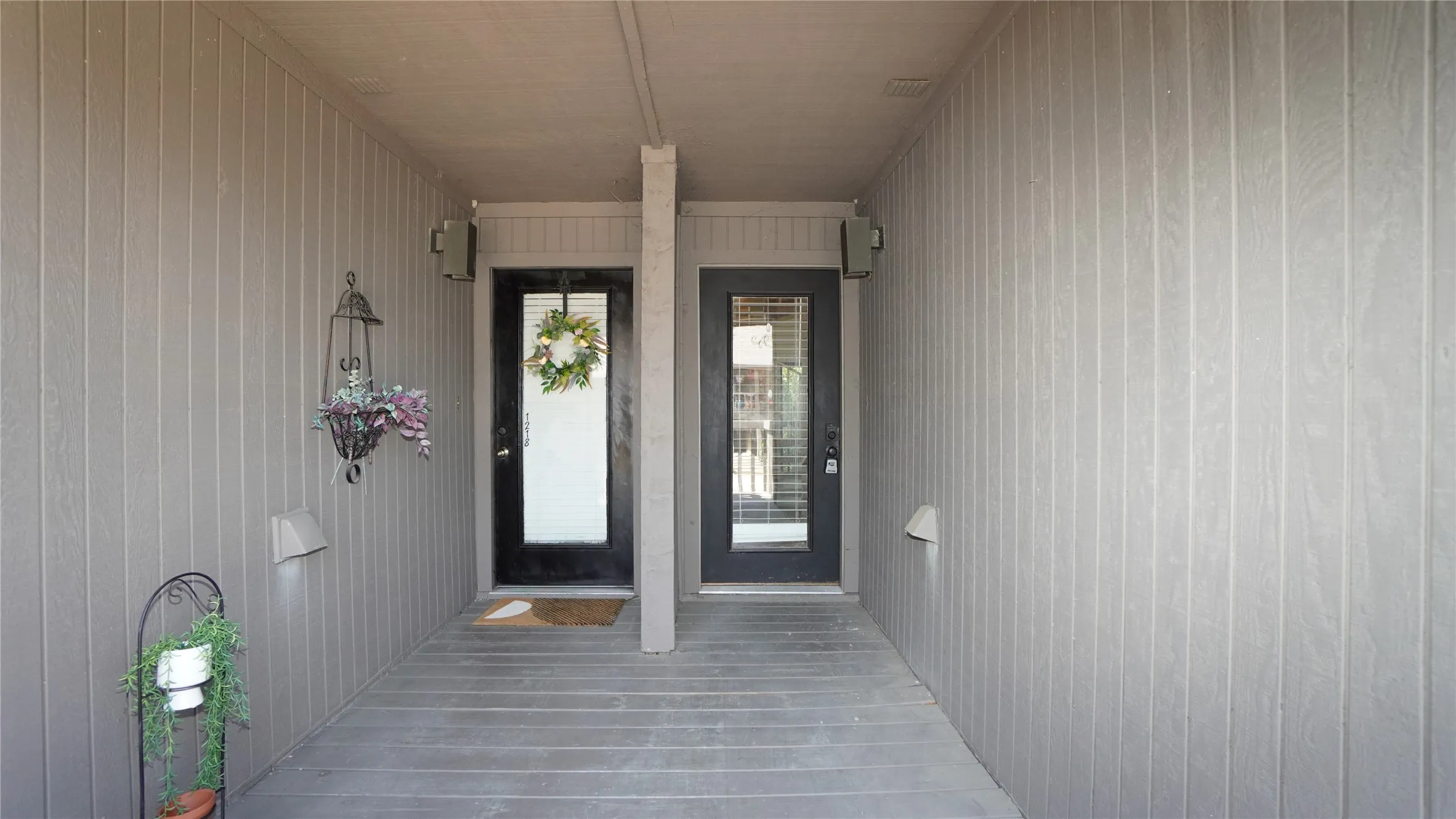 Condominium For Rent in Rockwall County , 1220 Signal Ridge Place, Rockwall, Texas 75032, 2 Bedroom, 2 Bathroom, Garage spaces, 1,148 Sqft, built in 1985, mls#21365278, Real Estate Agent in Rockwall, Homes For Rent in Rockwall county, Homes For Rent in Rockwall, Realtor in Rockwall Texas, Real Estate Brokerage Independent Realty Texas, Luminita Cordes Realtor