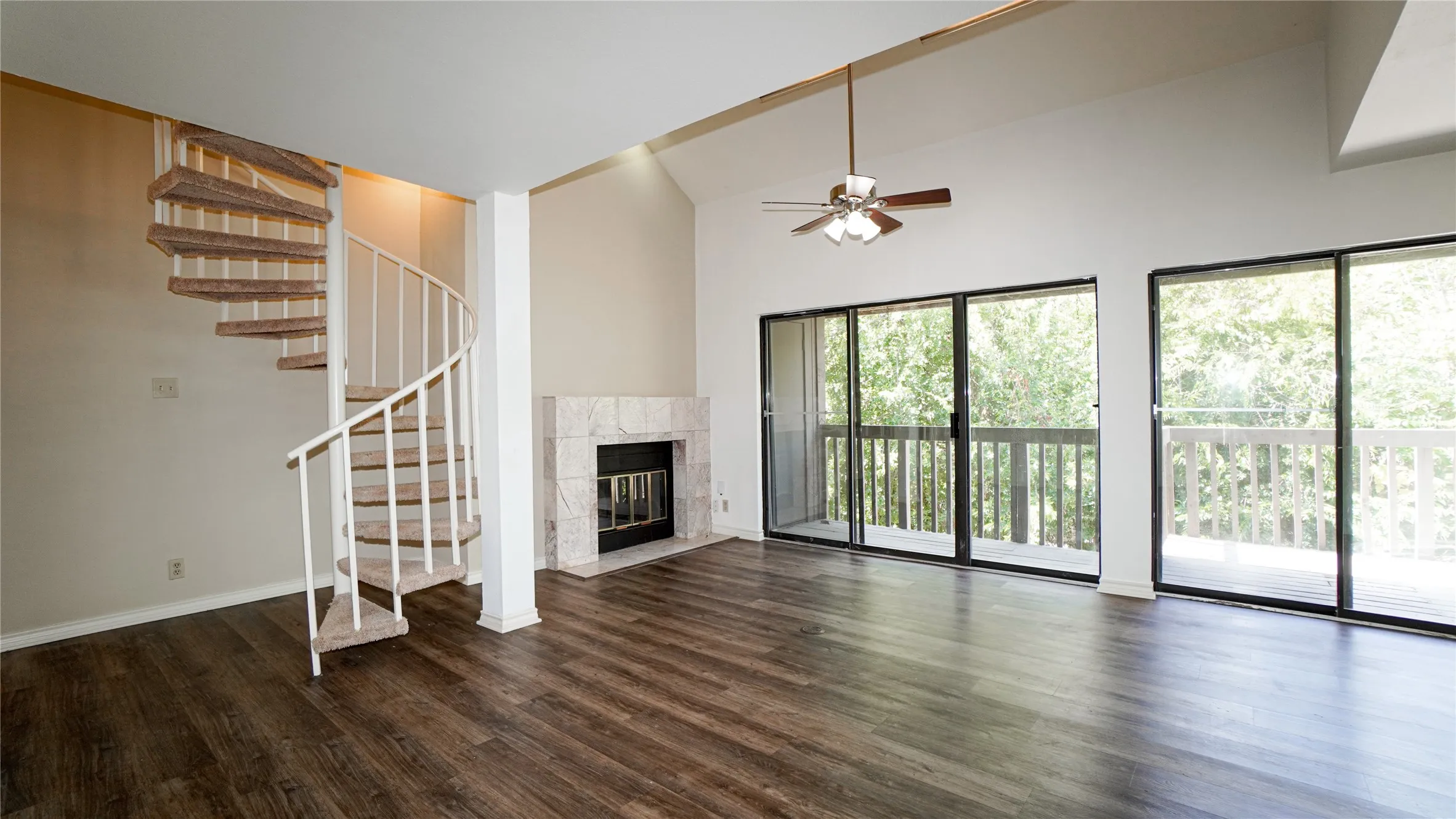 Condominium For Rent in Rockwall County , 1220 Signal Ridge Place, Rockwall, Texas 75032, 2 Bedroom, 2 Bathroom, Garage spaces, 1,148 Sqft, built in 1985, mls#21365278, Real Estate Agent in Rockwall, Homes For Rent in Rockwall county, Homes For Rent in Rockwall, Realtor in Rockwall Texas, Real Estate Brokerage Independent Realty Texas, Luminita Cordes Realtor