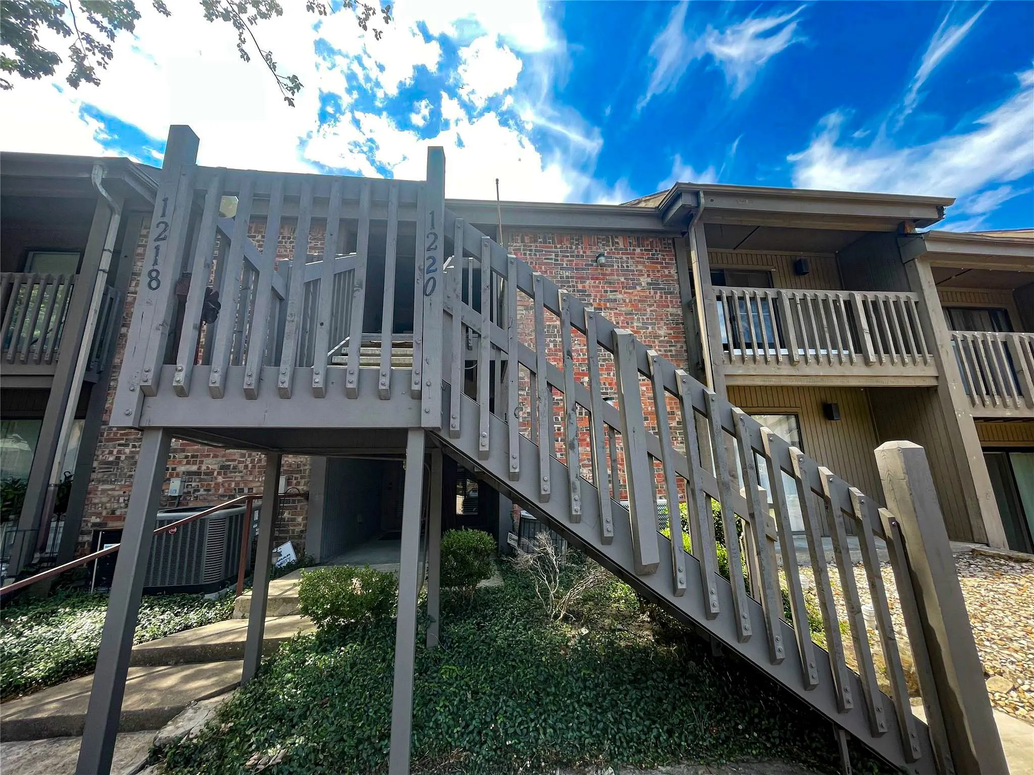 Condominium For Rent in Rockwall County , 1220 Signal Ridge Place, Rockwall, Texas 75032, 2 Bedroom, 2 Bathroom, Garage spaces, 1,148 Sqft, built in 1985, mls#21365278, Real Estate Agent in Rockwall, Homes For Rent in Rockwall county, Homes For Rent in Rockwall, Realtor in Rockwall Texas, Real Estate Brokerage Independent Realty Texas, Luminita Cordes Realtor