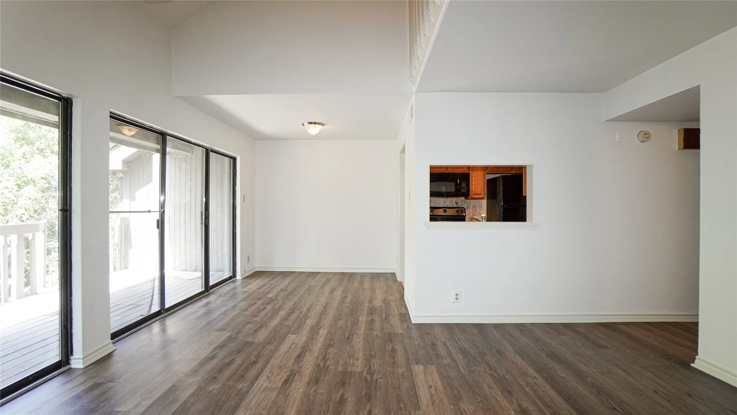 Condominium For Rent in Rockwall County , 1220 Signal Ridge Place, Rockwall, Texas 75032, 2 Bedroom, 2 Bathroom, Garage spaces, 1,148 Sqft, built in 1985, mls#21365278, Real Estate Agent in Rockwall, Homes For Rent in Rockwall county, Homes For Rent in Rockwall, Realtor in Rockwall Texas, Real Estate Brokerage Independent Realty Texas, Luminita Cordes Realtor