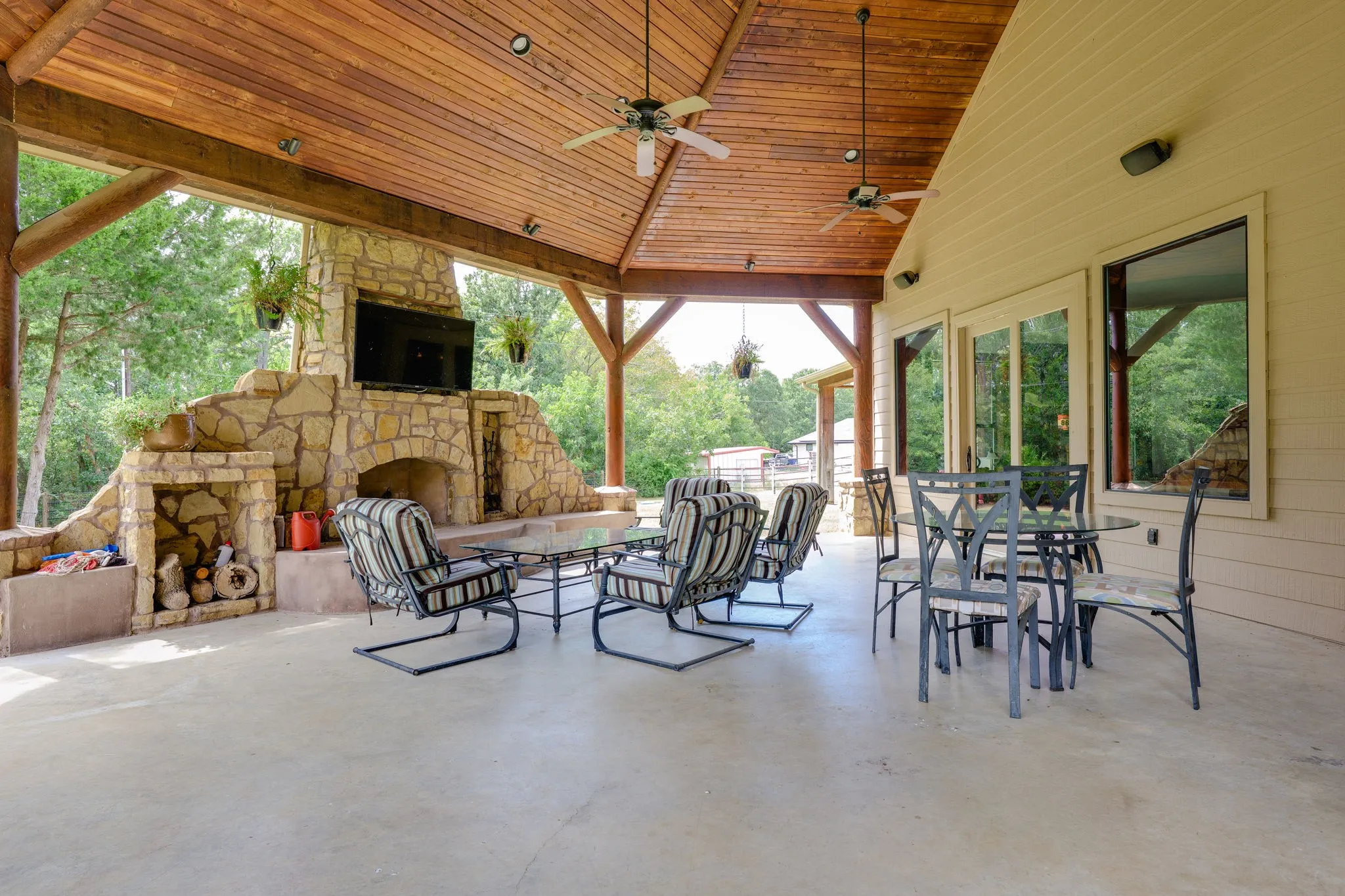 Single Family Residence For Sale in Denton County , 1491 E Hickory Hill Road, Argyle, Texas 76226, 4 Bedroom, 4 Bathroom, 4 Garage spaces, 5,487 Sqft, built in 2007, mls#21365843, Real Estate Agent in Argyle, Homes For Sale in Denton county, Homes For Sale in Argyle, Realtor in Argyle Texas, Real Estate Brokerage Independent Realty Texas, Luminita Cordes Realtor