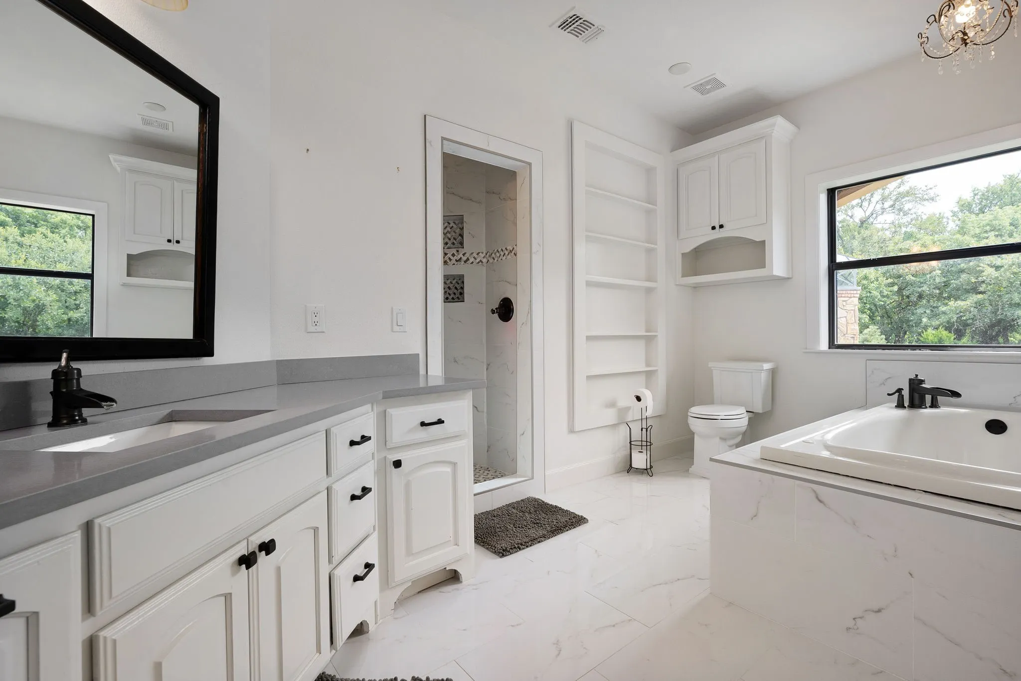 Single Family Residence For Sale in Denton County , 1491 E Hickory Hill Road, Argyle, Texas 76226, 4 Bedroom, 4 Bathroom, 4 Garage spaces, 5,487 Sqft, built in 2007, mls#21365843, Real Estate Agent in Argyle, Homes For Sale in Denton county, Homes For Sale in Argyle, Realtor in Argyle Texas, Real Estate Brokerage Independent Realty Texas, Luminita Cordes Realtor
