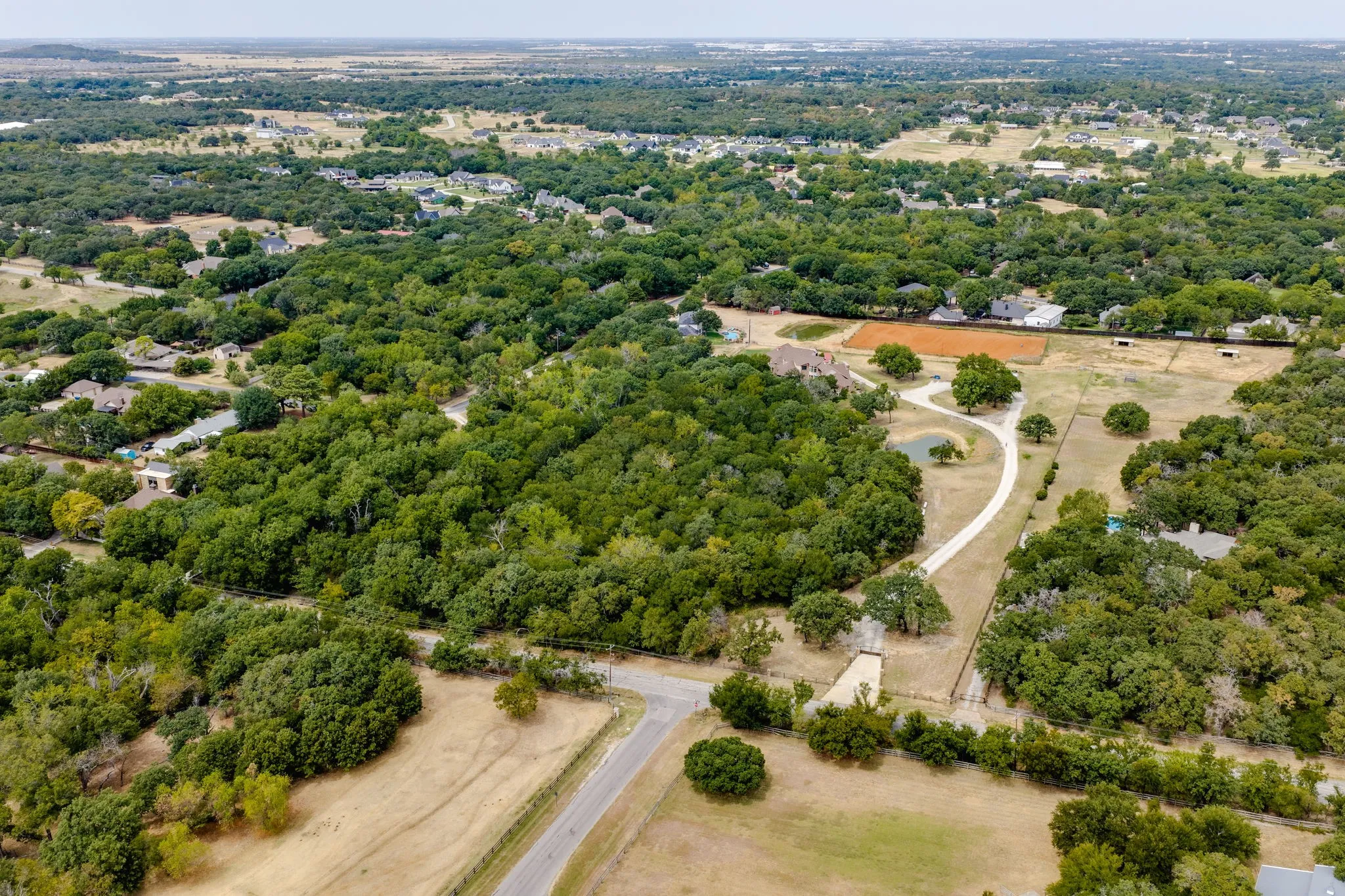 Single Family Residence For Sale in Denton County , 1491 E Hickory Hill Road, Argyle, Texas 76226, 4 Bedroom, 4 Bathroom, 4 Garage spaces, 5,487 Sqft, built in 2007, mls#21365843, Real Estate Agent in Argyle, Homes For Sale in Denton county, Homes For Sale in Argyle, Realtor in Argyle Texas, Real Estate Brokerage Independent Realty Texas, Luminita Cordes Realtor