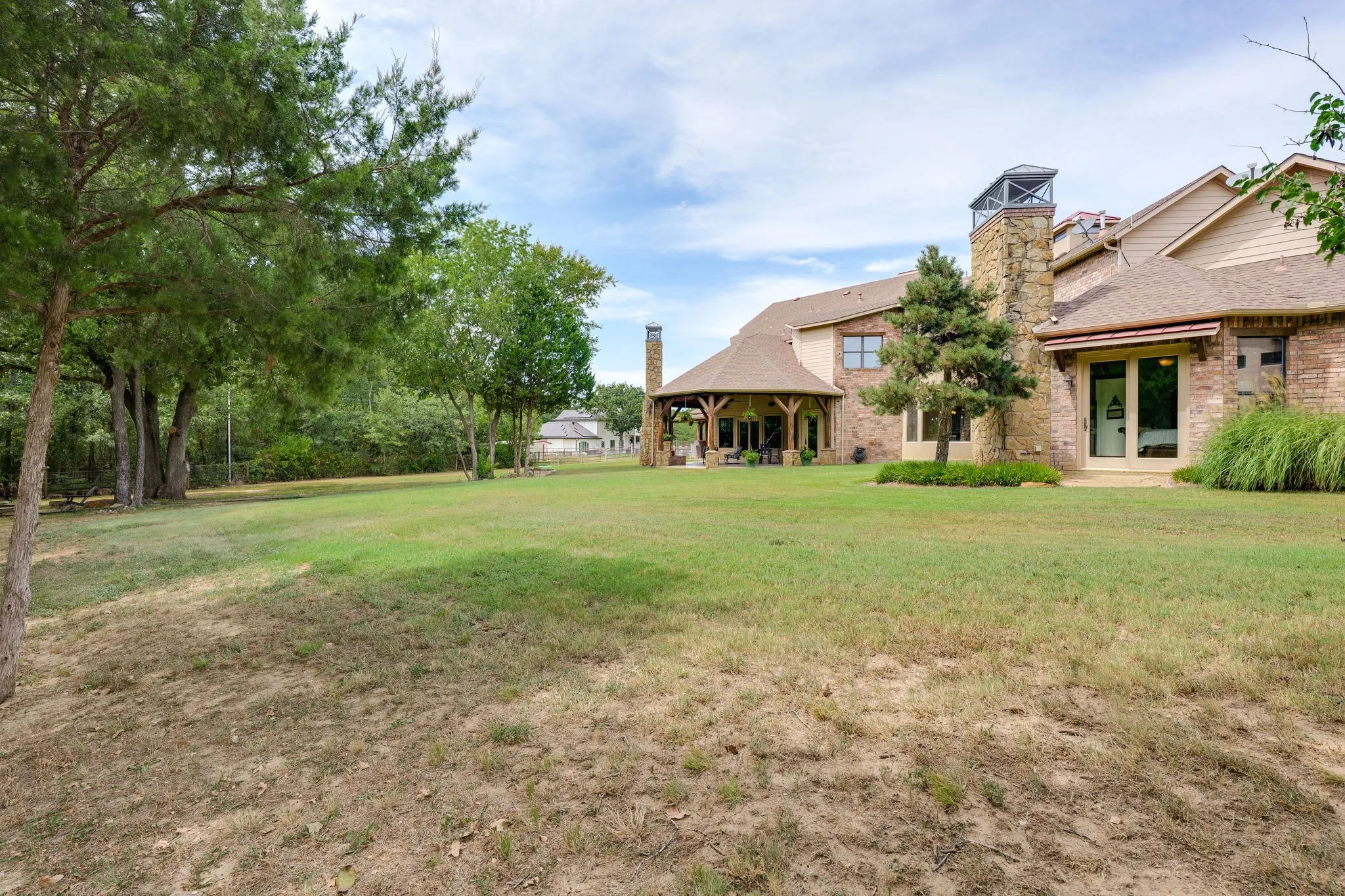 Single Family Residence For Sale in Denton County , 1491 E Hickory Hill Road, Argyle, Texas 76226, 4 Bedroom, 4 Bathroom, 4 Garage spaces, 5,487 Sqft, built in 2007, mls#21365843, Real Estate Agent in Argyle, Homes For Sale in Denton county, Homes For Sale in Argyle, Realtor in Argyle Texas, Real Estate Brokerage Independent Realty Texas, Luminita Cordes Realtor