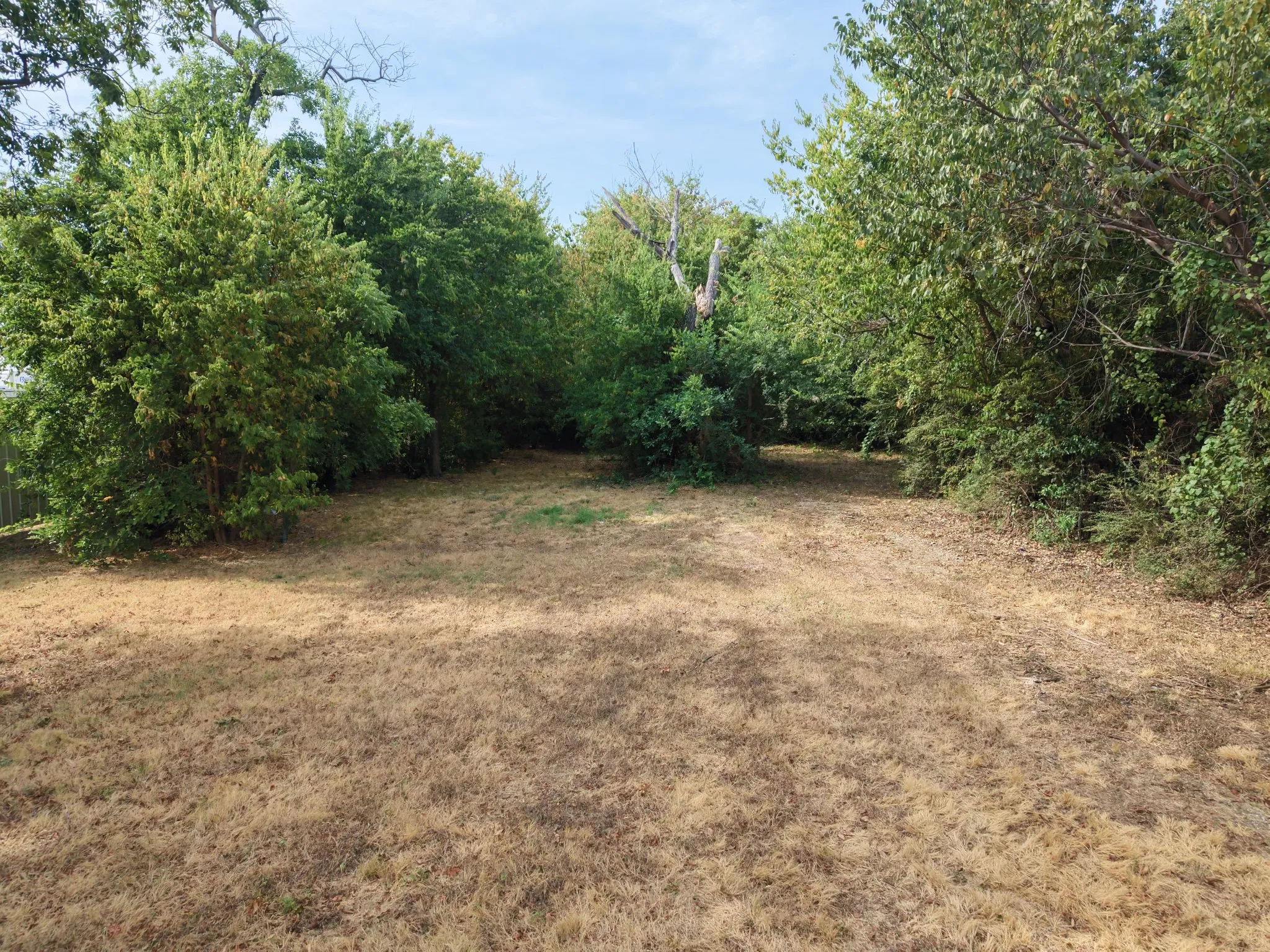 Unimproved Land For Sale in Dallas County , 1716 Landmark Road, Irving, Texas 75060, 0, 0, Garage spaces, 0 Sqft, built in 0, mls#21367912, Real Estate Agent in Irving, Homes For Sale in Dallas county, Homes For Sale in Irving, Realtor in Irving Texas, Real Estate Brokerage Independent Realty Texas, Luminita Cordes Realtor