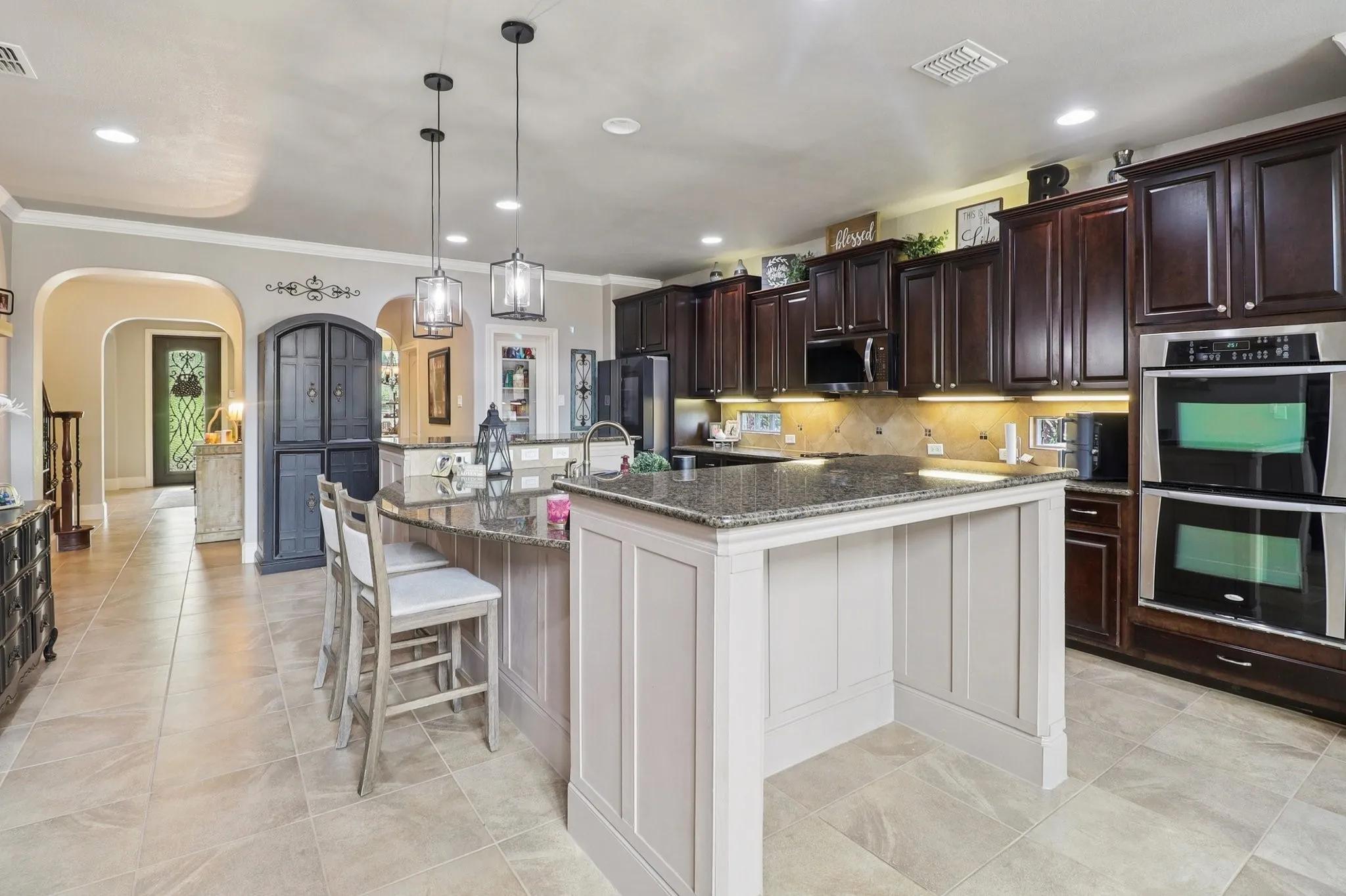 Single Family Residence For Sale in Rockwall County , 3912 Thorndale Lane, Rockwall, Texas 75087, 4 Bedroom, 4 Bathroom, 3 Garage spaces, 4,527 Sqft, built in 2008, mls#21367893, Real Estate Agent in Rockwall, Homes For Sale in Rockwall county, Homes For Sale in Rockwall, Realtor in Rockwall Texas, Real Estate Brokerage Independent Realty Texas, Luminita Cordes Realtor