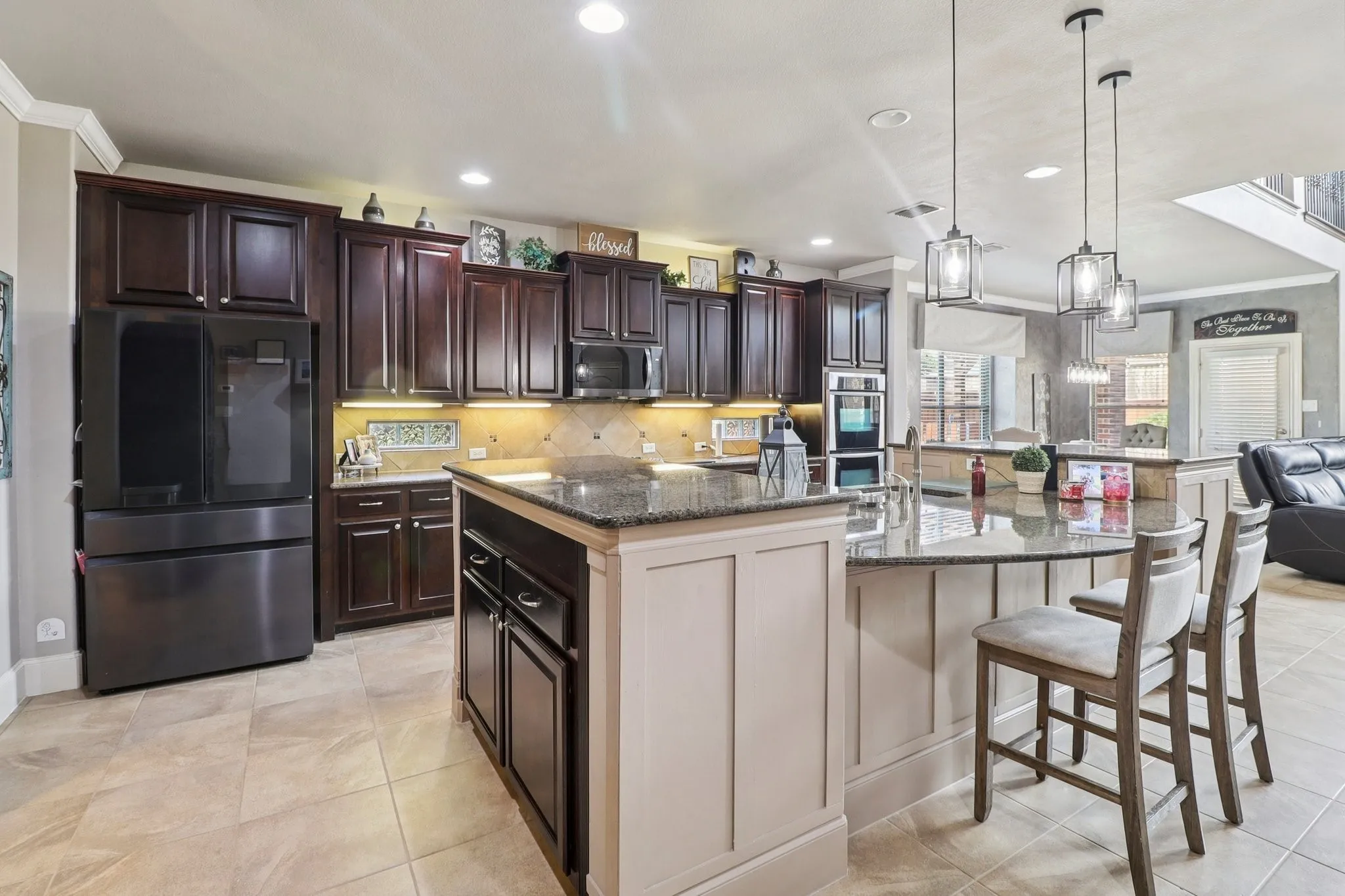 Single Family Residence For Sale in Rockwall County , 3912 Thorndale Lane, Rockwall, Texas 75087, 4 Bedroom, 4 Bathroom, 3 Garage spaces, 4,527 Sqft, built in 2008, mls#21367893, Real Estate Agent in Rockwall, Homes For Sale in Rockwall county, Homes For Sale in Rockwall, Realtor in Rockwall Texas, Real Estate Brokerage Independent Realty Texas, Luminita Cordes Realtor