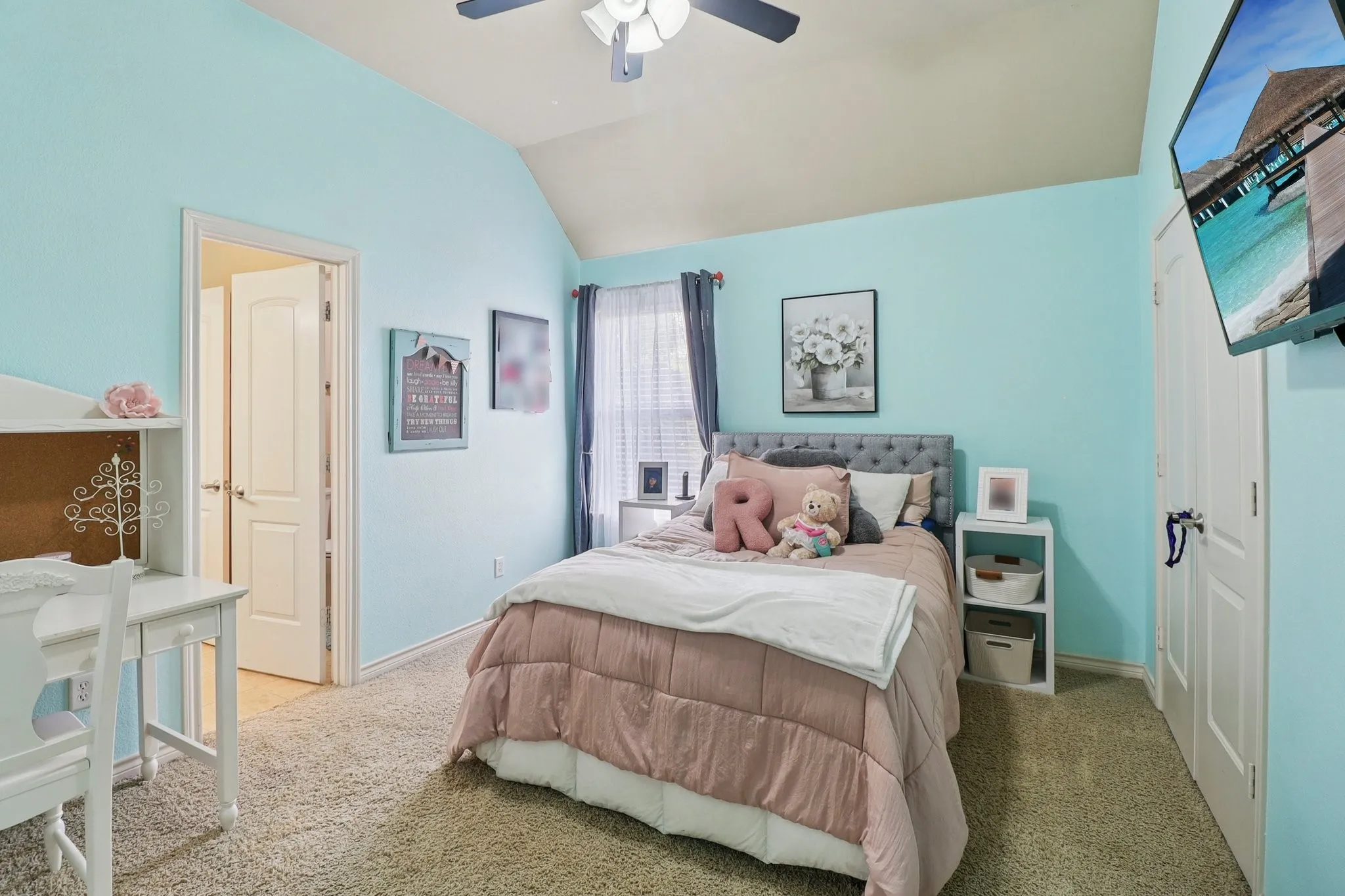Single Family Residence For Sale in Rockwall County , 3912 Thorndale Lane, Rockwall, Texas 75087, 4 Bedroom, 4 Bathroom, 3 Garage spaces, 4,527 Sqft, built in 2008, mls#21367893, Real Estate Agent in Rockwall, Homes For Sale in Rockwall county, Homes For Sale in Rockwall, Realtor in Rockwall Texas, Real Estate Brokerage Independent Realty Texas, Luminita Cordes Realtor