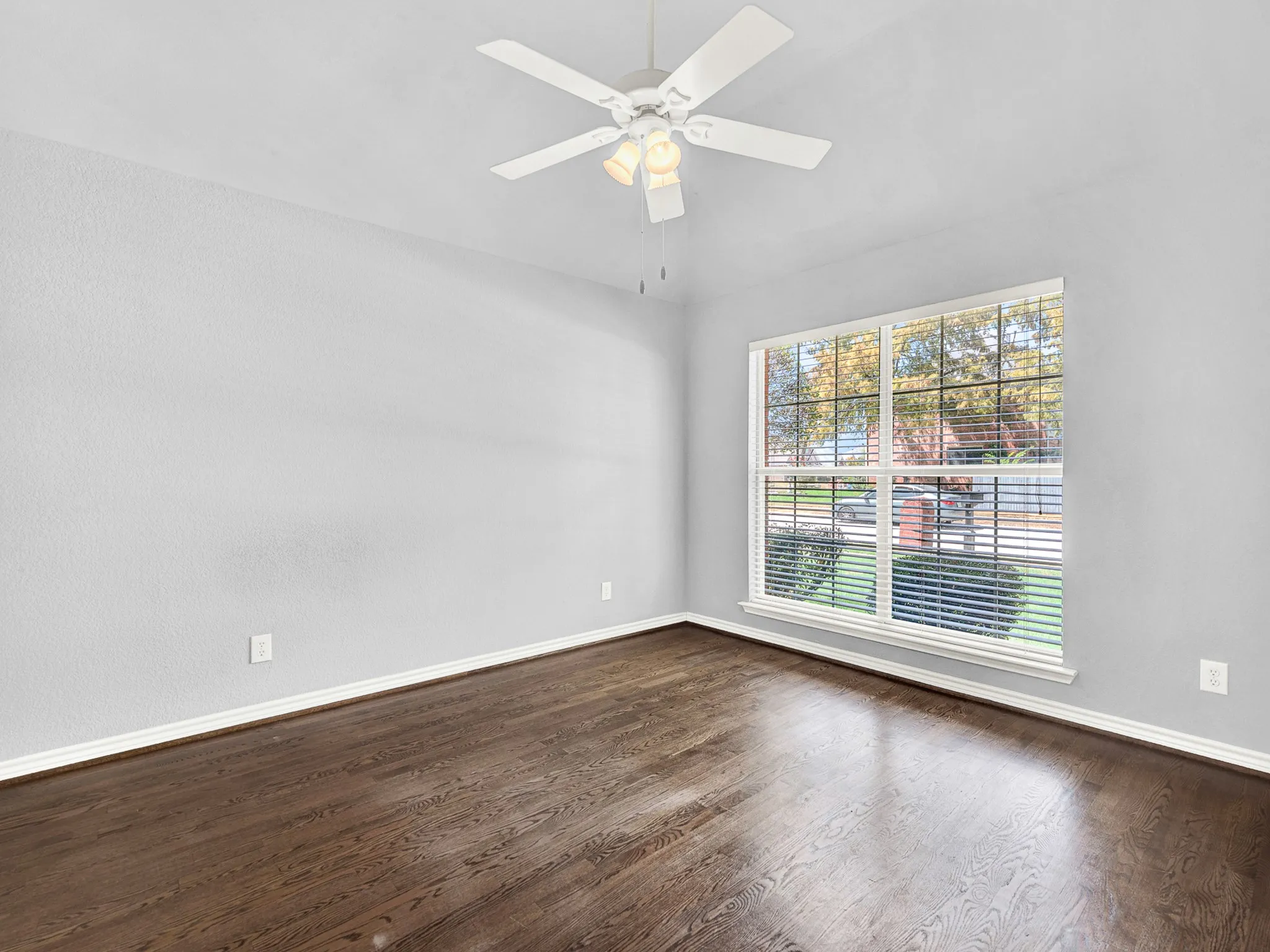 Private living area or office or gaming room
