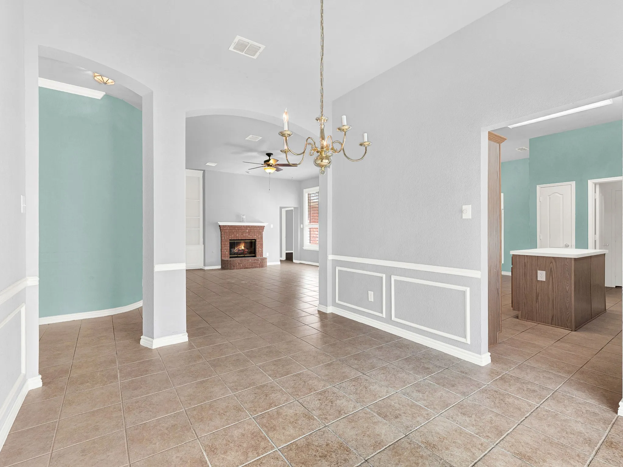 Looking to Family room