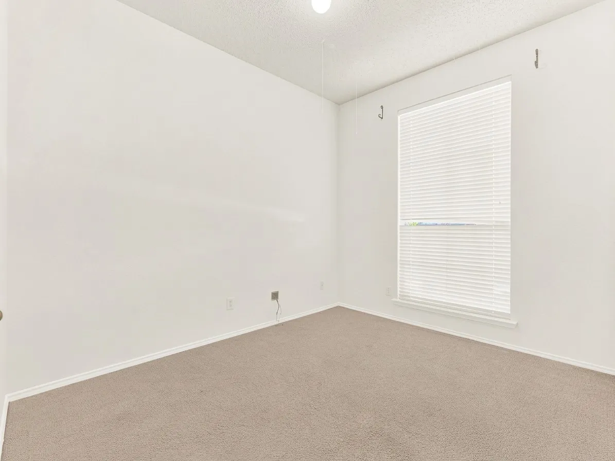 Single Family Residence For Sale in Dallas County , 2509 Pecan Meadow Drive, Garland, Texas 75040, 4 Bedroom, 2 Bathroom, 2 Garage spaces, 2,141 Sqft, built in 1996, mls#21367906, Real Estate Agent in Garland, Homes For Sale in Dallas county, Homes For Sale in Garland, Realtor in Garland Texas, Real Estate Brokerage Independent Realty Texas, Luminita Cordes Realtor