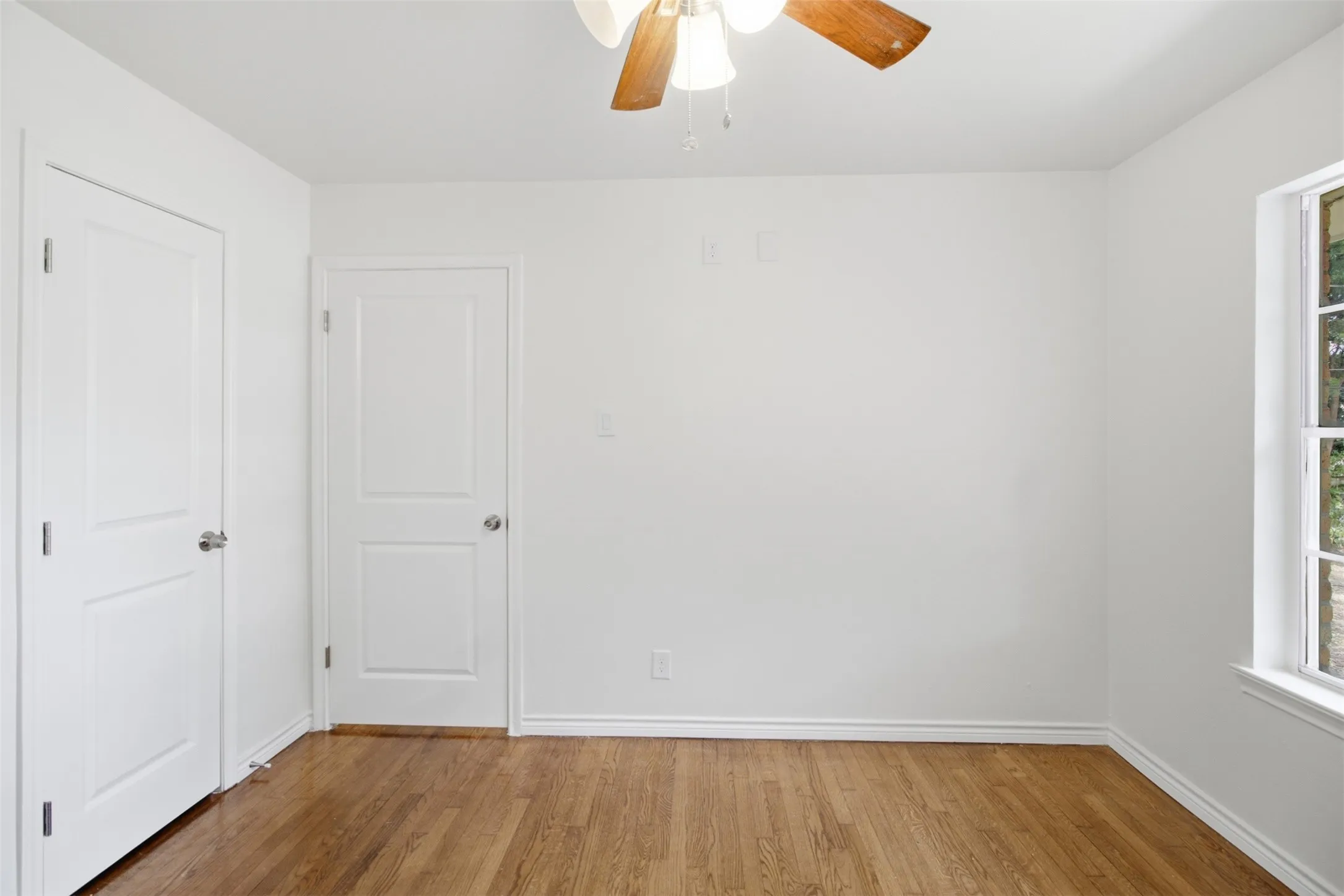 Single Family Residence For Sale in Dallas County , 11022 Dunaway Drive, Dallas, Texas 75228, 4 Bedroom, 3 Bathroom, Garage spaces, 1,658 Sqft, built in 1958, mls#21365533, Real Estate Agent in Dallas, Homes For Sale in Dallas county, Homes For Sale in Dallas, Realtor in Dallas Texas, Real Estate Brokerage Independent Realty Texas, Luminita Cordes Realtor