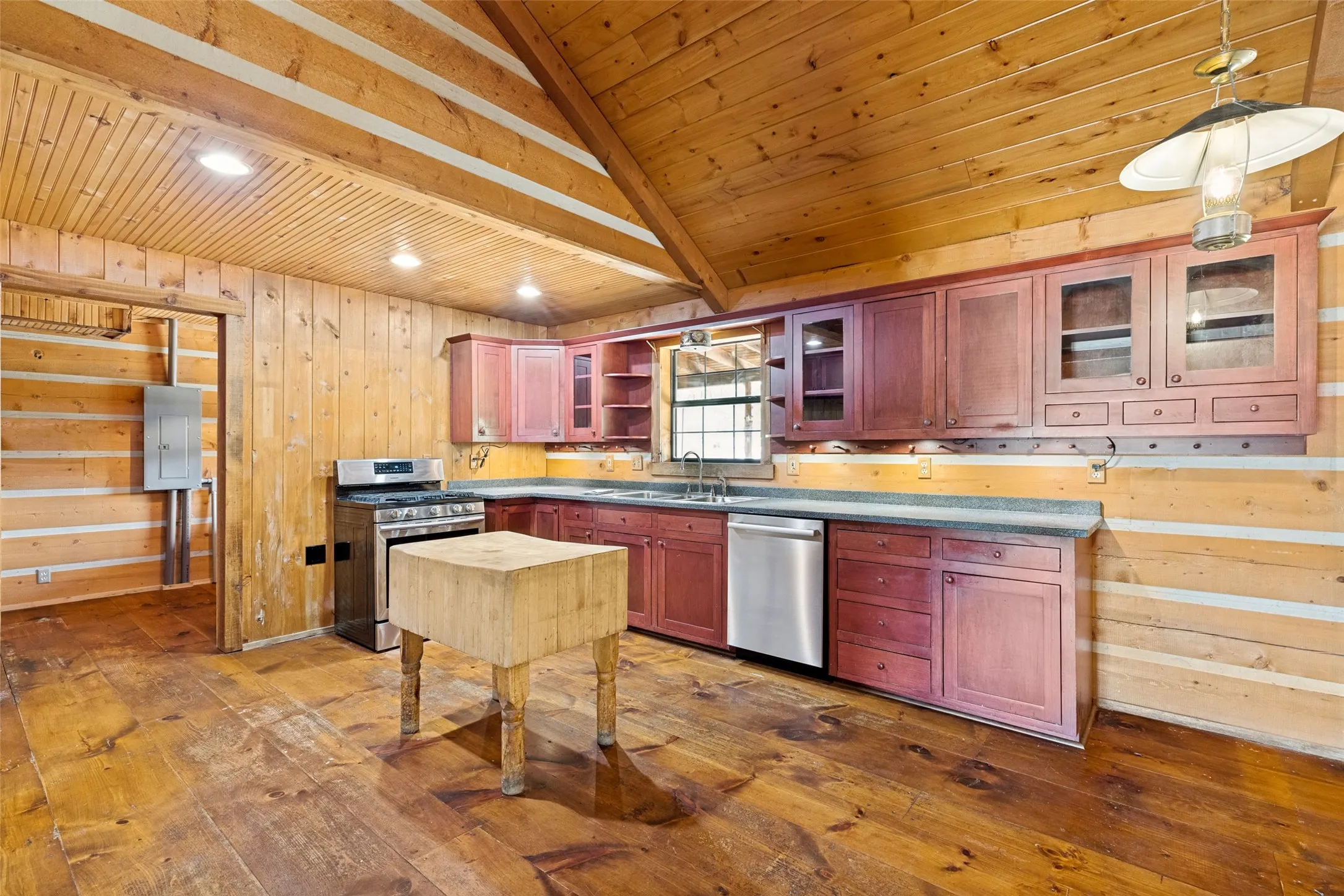 Shaker Style Kitchen Cabinets