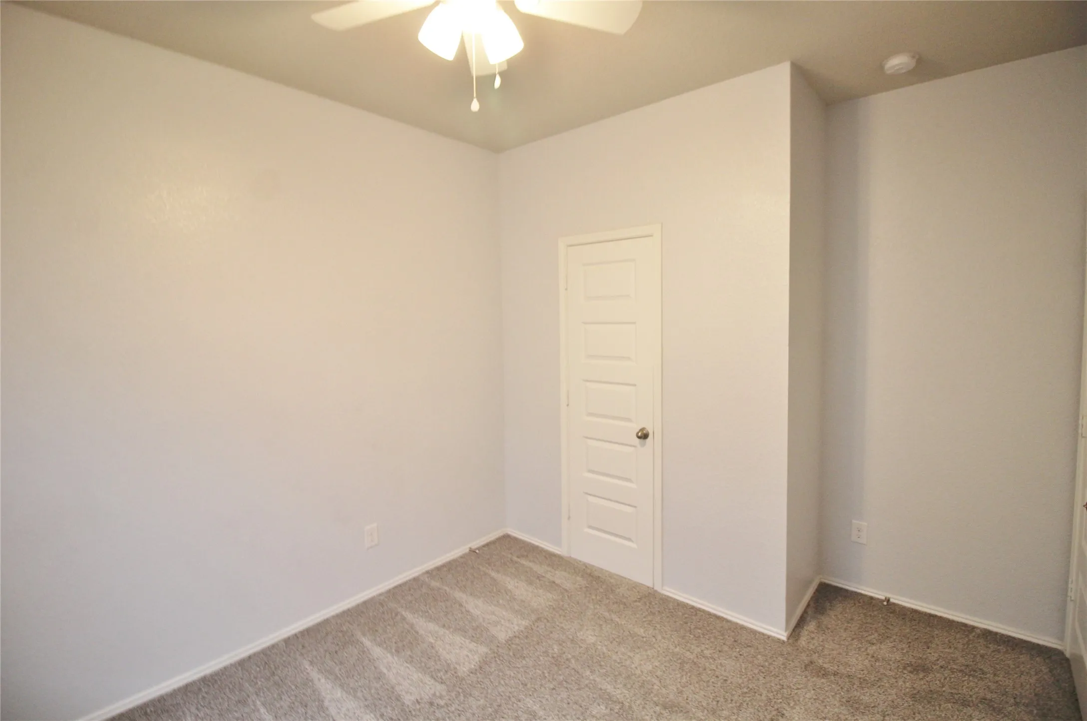 Single Family Residence For Rent in Rockwall County , 2139 Mossbrook Drive, Royse City, Texas 75189, 3 Bedroom, 2 Bathroom, 2 Garage spaces, 1,490 Sqft, built in 2019, mls#21367927, Real Estate Agent in Royse City, Homes For Rent in Rockwall county, Homes For Rent in Royse City, Realtor in Royse City Texas, Real Estate Brokerage Independent Realty Texas, Luminita Cordes Realtor