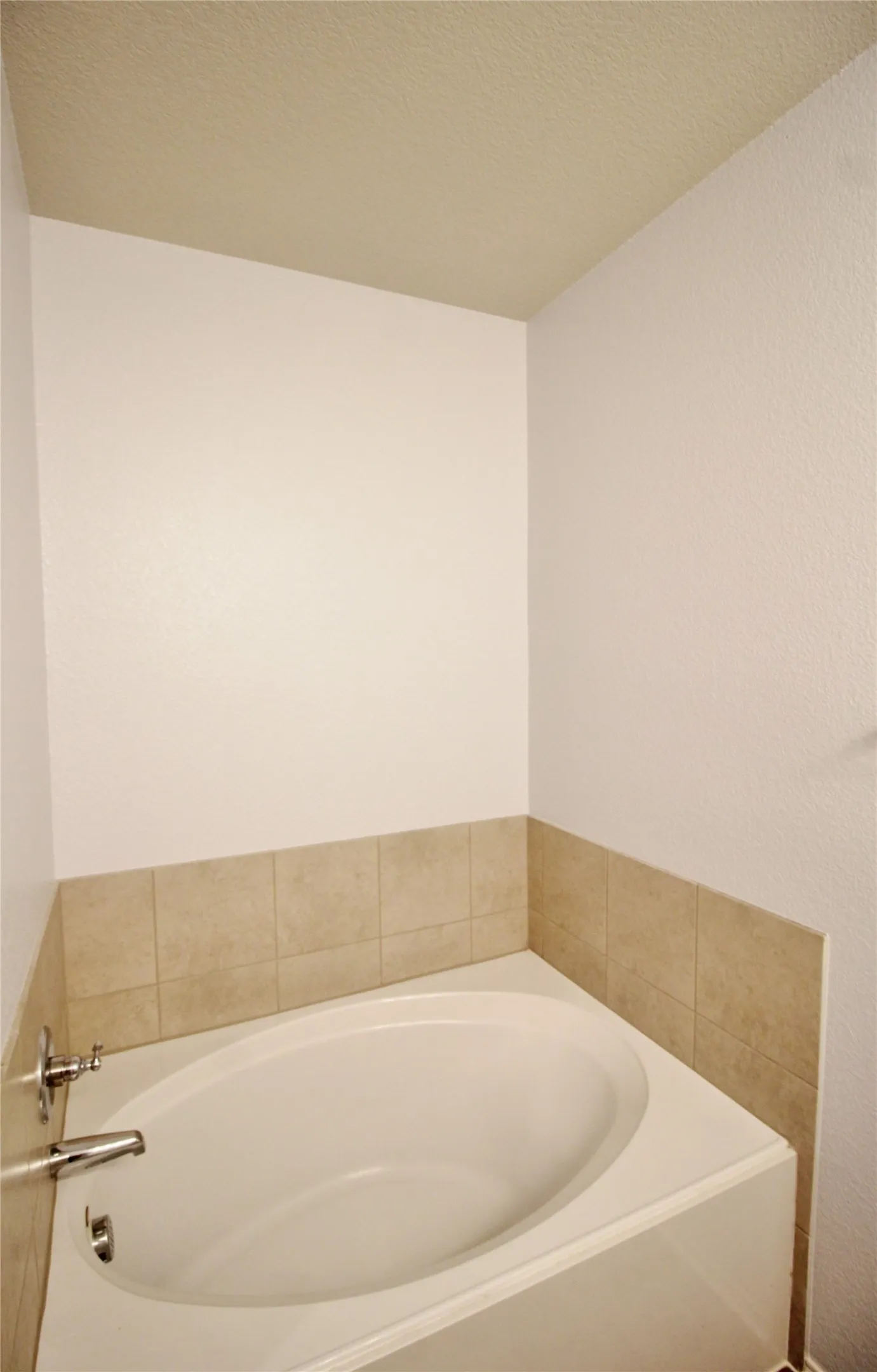 Single Family Residence For Rent in Rockwall County , 2139 Mossbrook Drive, Royse City, Texas 75189, 3 Bedroom, 2 Bathroom, 2 Garage spaces, 1,490 Sqft, built in 2019, mls#21367927, Real Estate Agent in Royse City, Homes For Rent in Rockwall county, Homes For Rent in Royse City, Realtor in Royse City Texas, Real Estate Brokerage Independent Realty Texas, Luminita Cordes Realtor