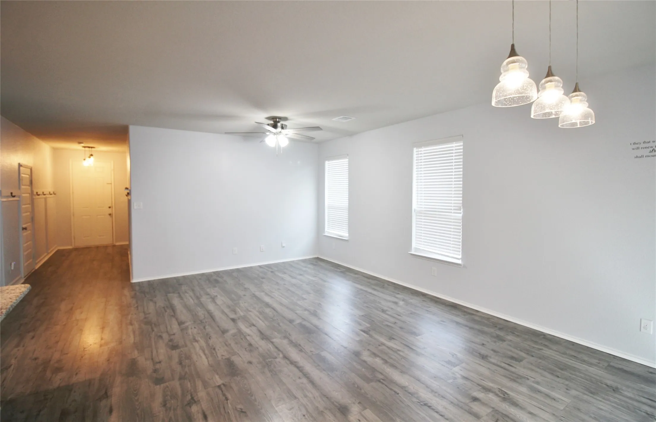 Single Family Residence For Rent in Rockwall County , 2139 Mossbrook Drive, Royse City, Texas 75189, 3 Bedroom, 2 Bathroom, 2 Garage spaces, 1,490 Sqft, built in 2019, mls#21367927, Real Estate Agent in Royse City, Homes For Rent in Rockwall county, Homes For Rent in Royse City, Realtor in Royse City Texas, Real Estate Brokerage Independent Realty Texas, Luminita Cordes Realtor