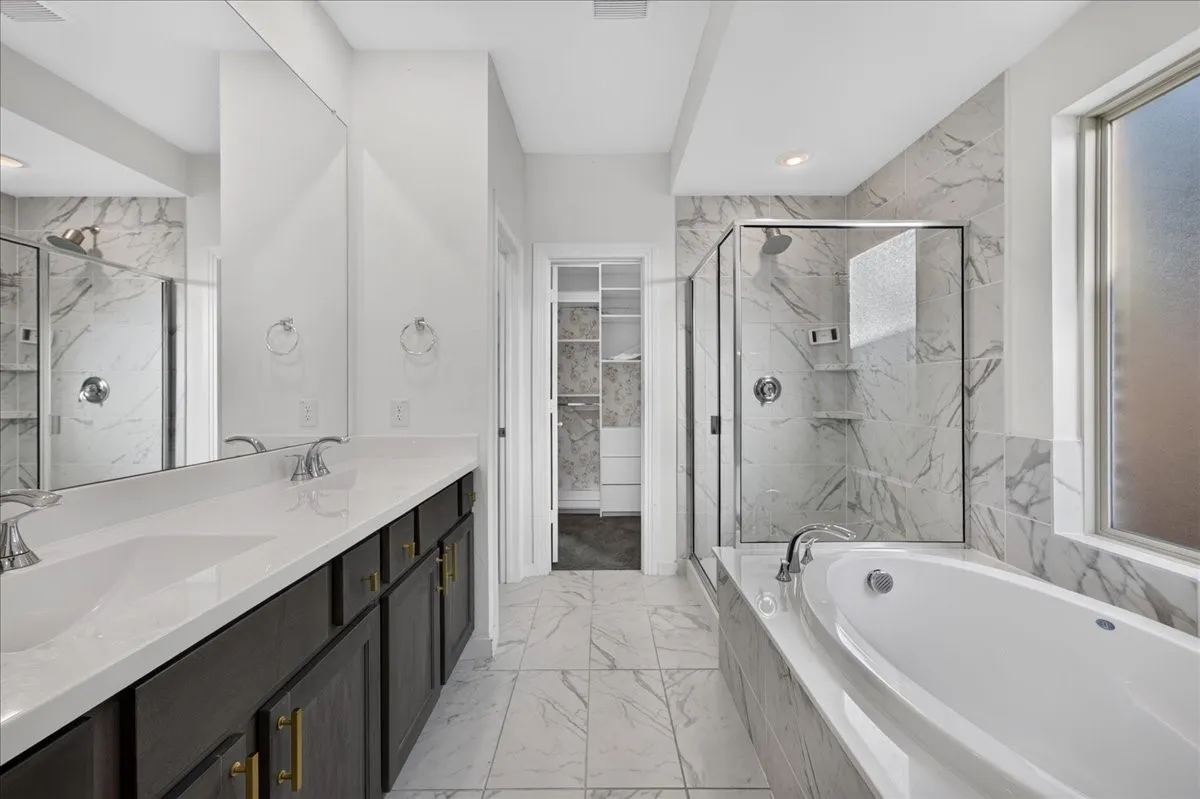 Single Family Residence For Rent in Kaufman County , 3915 Spencer Lane, Forney, Texas 75126, 4 Bedroom, 3 Bathroom, 2 Garage spaces, 2,255 Sqft, built in 2021, mls#21363926, Real Estate Agent in Forney, Homes For Rent in Kaufman county, Homes For Rent in Forney, Realtor in Forney Texas, Real Estate Brokerage Independent Realty Texas, Luminita Cordes Realtor