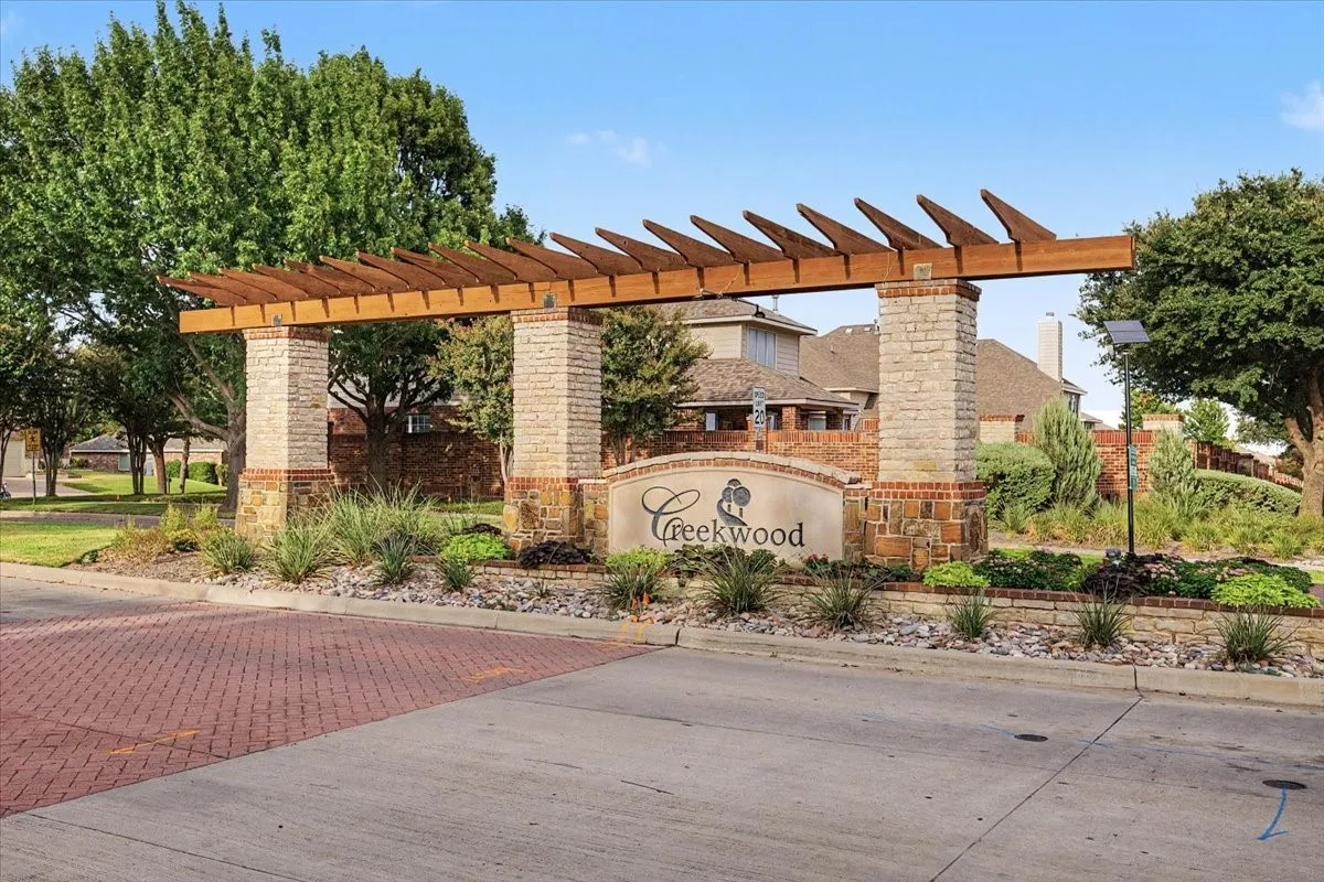 Neighborhood Entrance