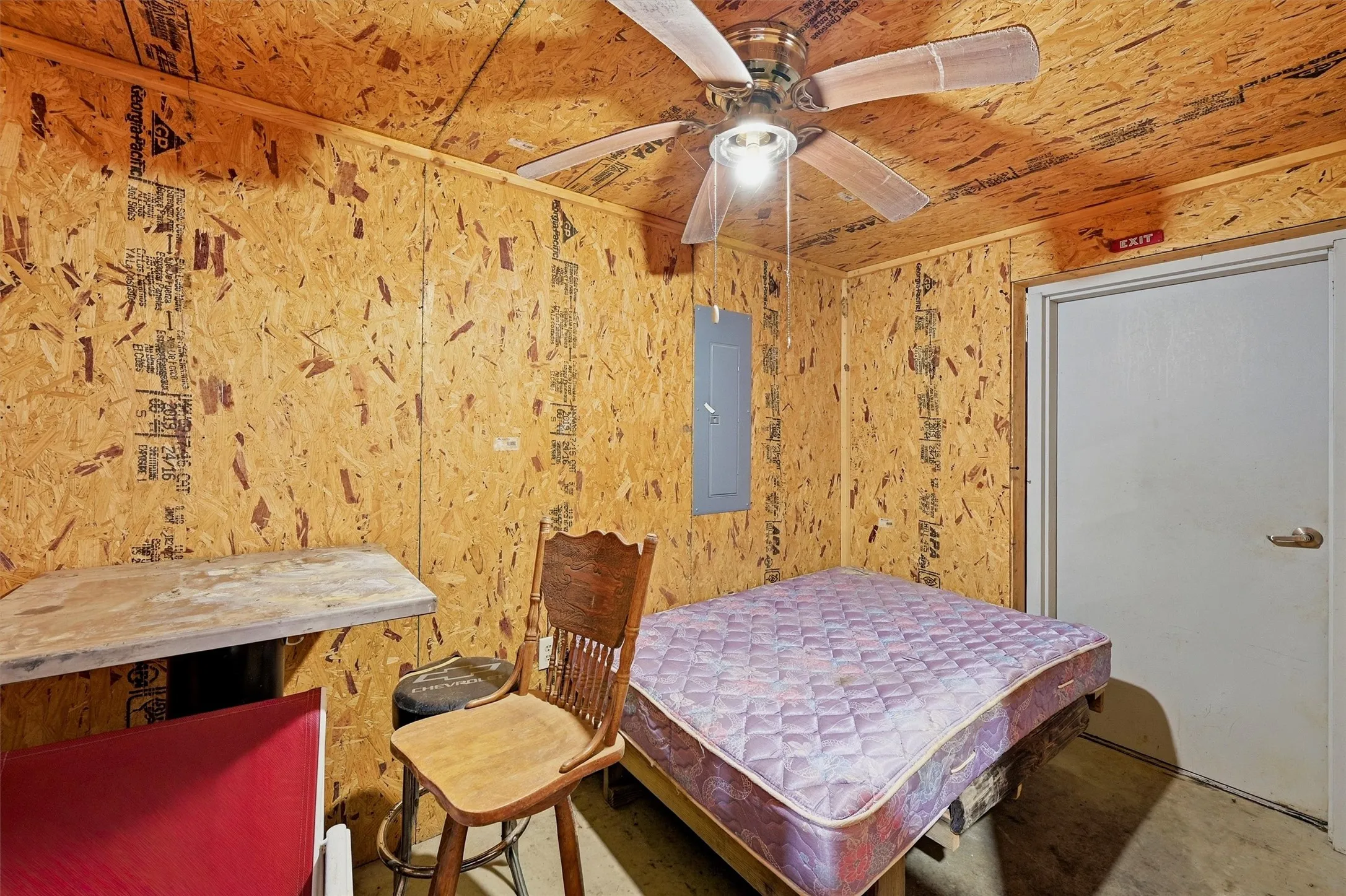 Workshop quarters.
