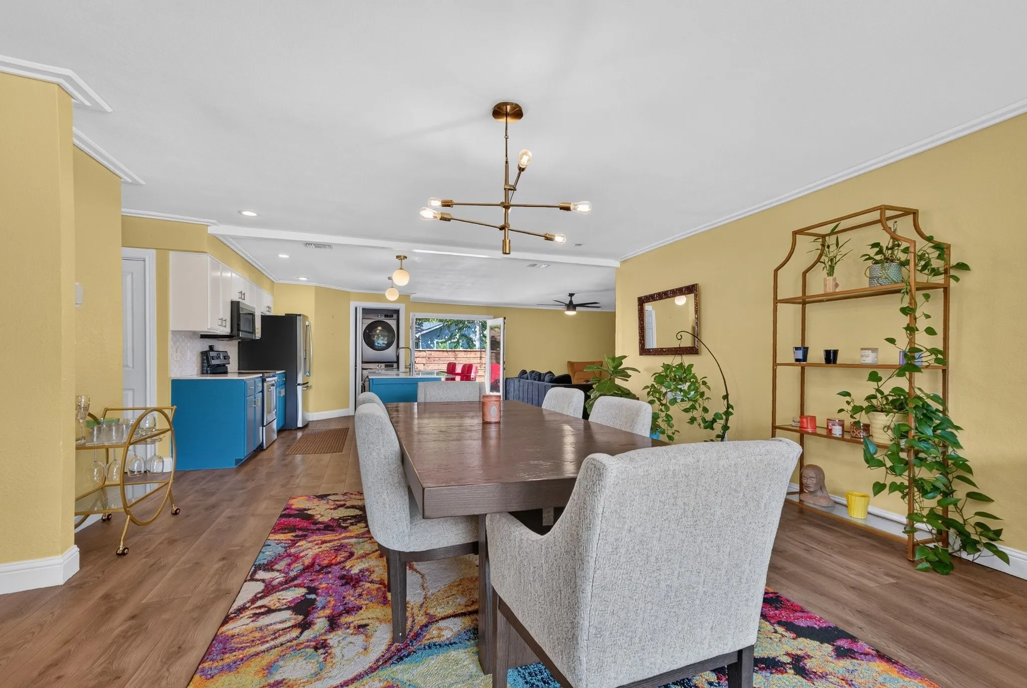 Single Family Residence For Rent in Dallas County , 10447 Sylvia Drive, Dallas, Texas 75228, 3 Bedroom, 2 Bathroom, Garage spaces, 1,552 Sqft, built in 1952, mls#21366661, Real Estate Agent in Dallas, Homes For Rent in Dallas county, Homes For Rent in Dallas, Realtor in Dallas Texas, Real Estate Brokerage Independent Realty Texas, Luminita Cordes Realtor