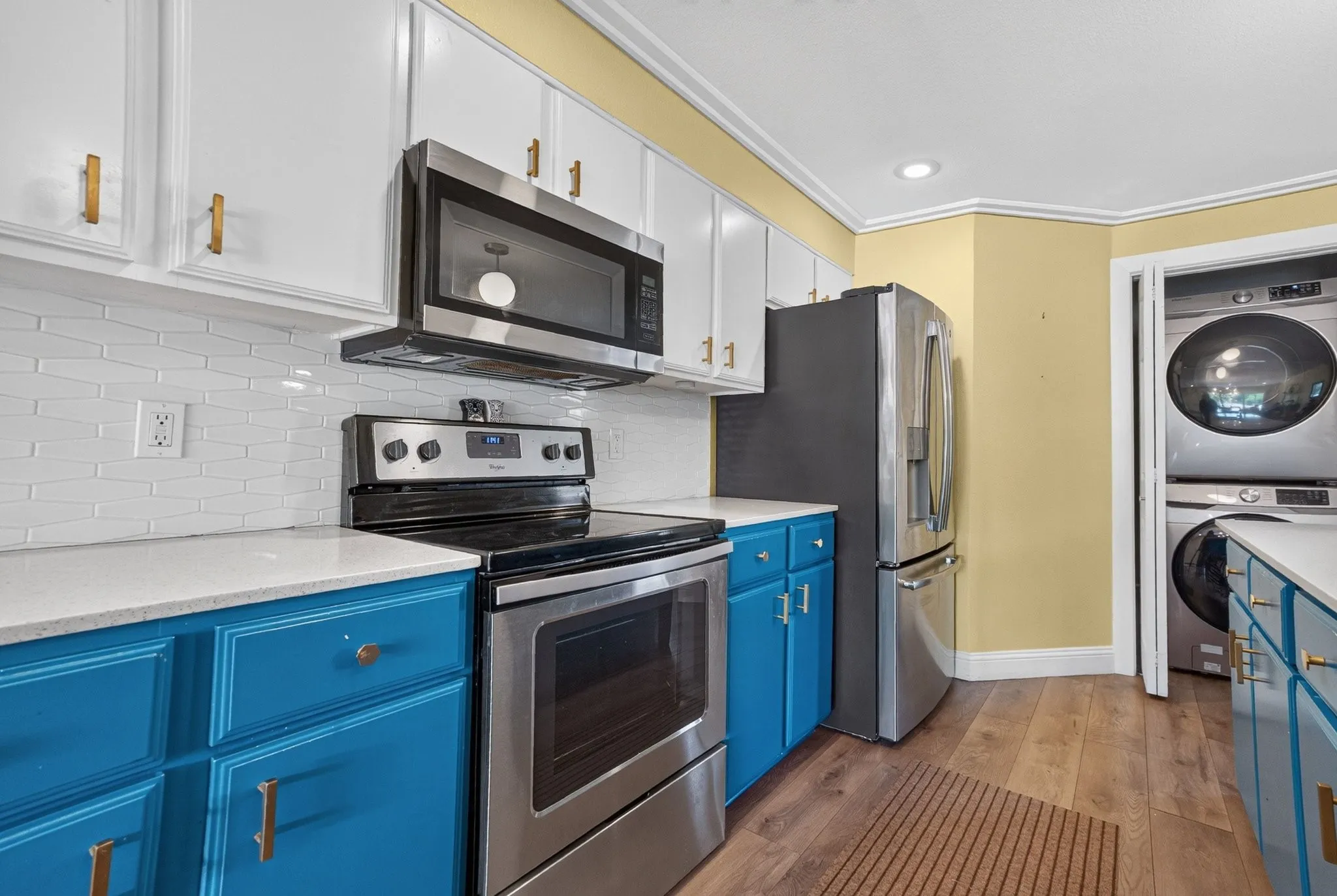 Single Family Residence For Rent in Dallas County , 10447 Sylvia Drive, Dallas, Texas 75228, 3 Bedroom, 2 Bathroom, Garage spaces, 1,552 Sqft, built in 1952, mls#21366661, Real Estate Agent in Dallas, Homes For Rent in Dallas county, Homes For Rent in Dallas, Realtor in Dallas Texas, Real Estate Brokerage Independent Realty Texas, Luminita Cordes Realtor