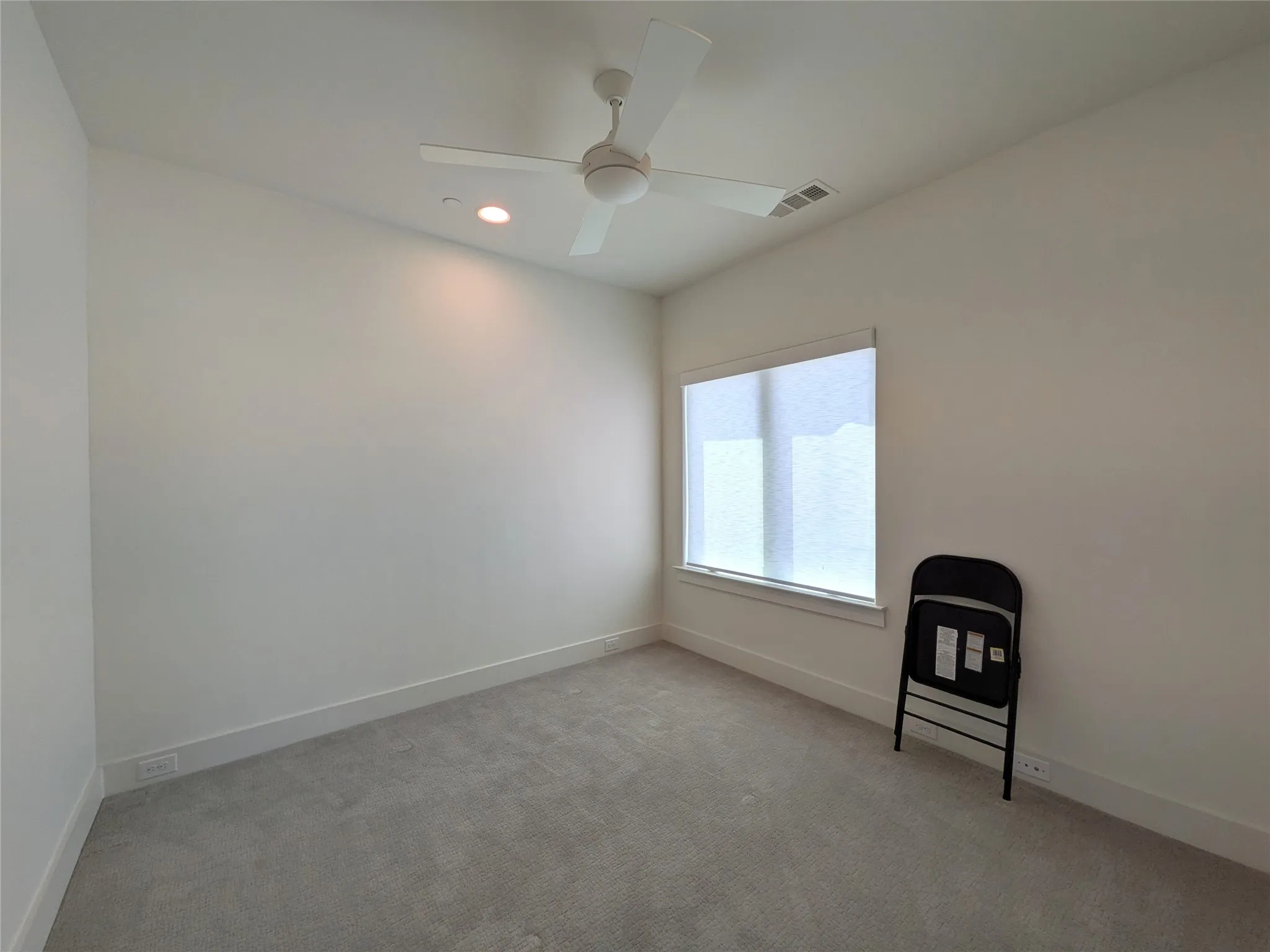Townhouse For Sale in Dallas County , 2723 Kimsey Drive 104, Dallas, Texas 75235, 2 Bedroom, 3 Bathroom, 2 Garage spaces, 1,821 Sqft, built in 2020, mls#21367939, Real Estate Agent in Dallas, Homes For Sale in Dallas county, Homes For Sale in Dallas, Realtor in Dallas Texas, Real Estate Brokerage Independent Realty Texas, Luminita Cordes Realtor