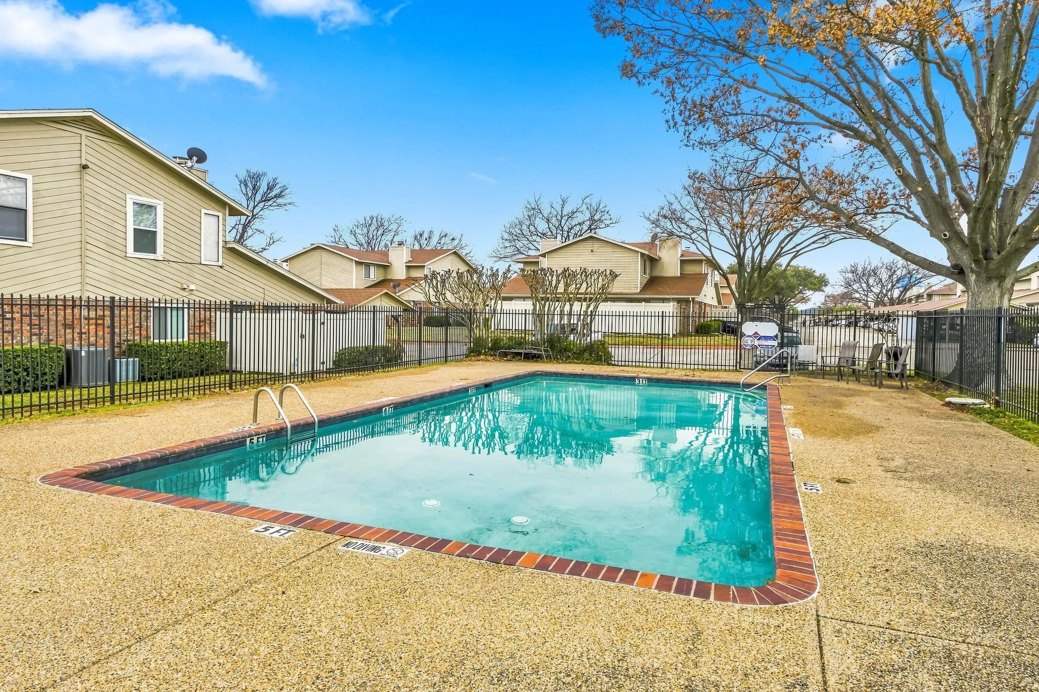 Condominium For Rent in Dallas County , 2240 Tarpley Road 74, Carrollton, Texas 75006, 3 Bedroom, 2 Bathroom, Garage spaces, 1,083 Sqft, built in 1982, mls#21367871, Real Estate Agent in Carrollton, Homes For Rent in Dallas county, Homes For Rent in Carrollton, Realtor in Carrollton Texas, Real Estate Brokerage Independent Realty Texas, Luminita Cordes Realtor