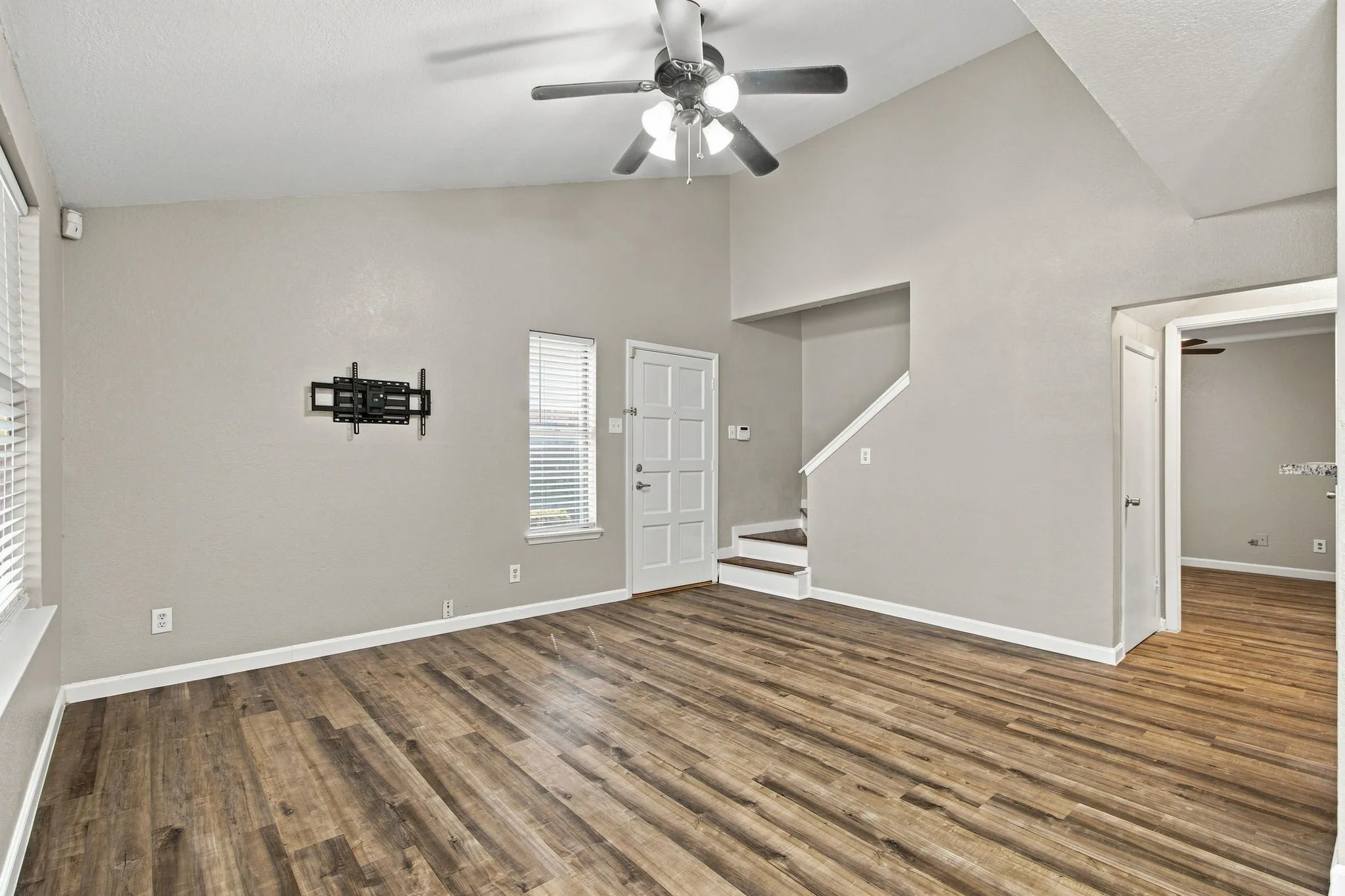 Condominium For Rent in Dallas County , 2240 Tarpley Road 74, Carrollton, Texas 75006, 3 Bedroom, 2 Bathroom, Garage spaces, 1,083 Sqft, built in 1982, mls#21367871, Real Estate Agent in Carrollton, Homes For Rent in Dallas county, Homes For Rent in Carrollton, Realtor in Carrollton Texas, Real Estate Brokerage Independent Realty Texas, Luminita Cordes Realtor