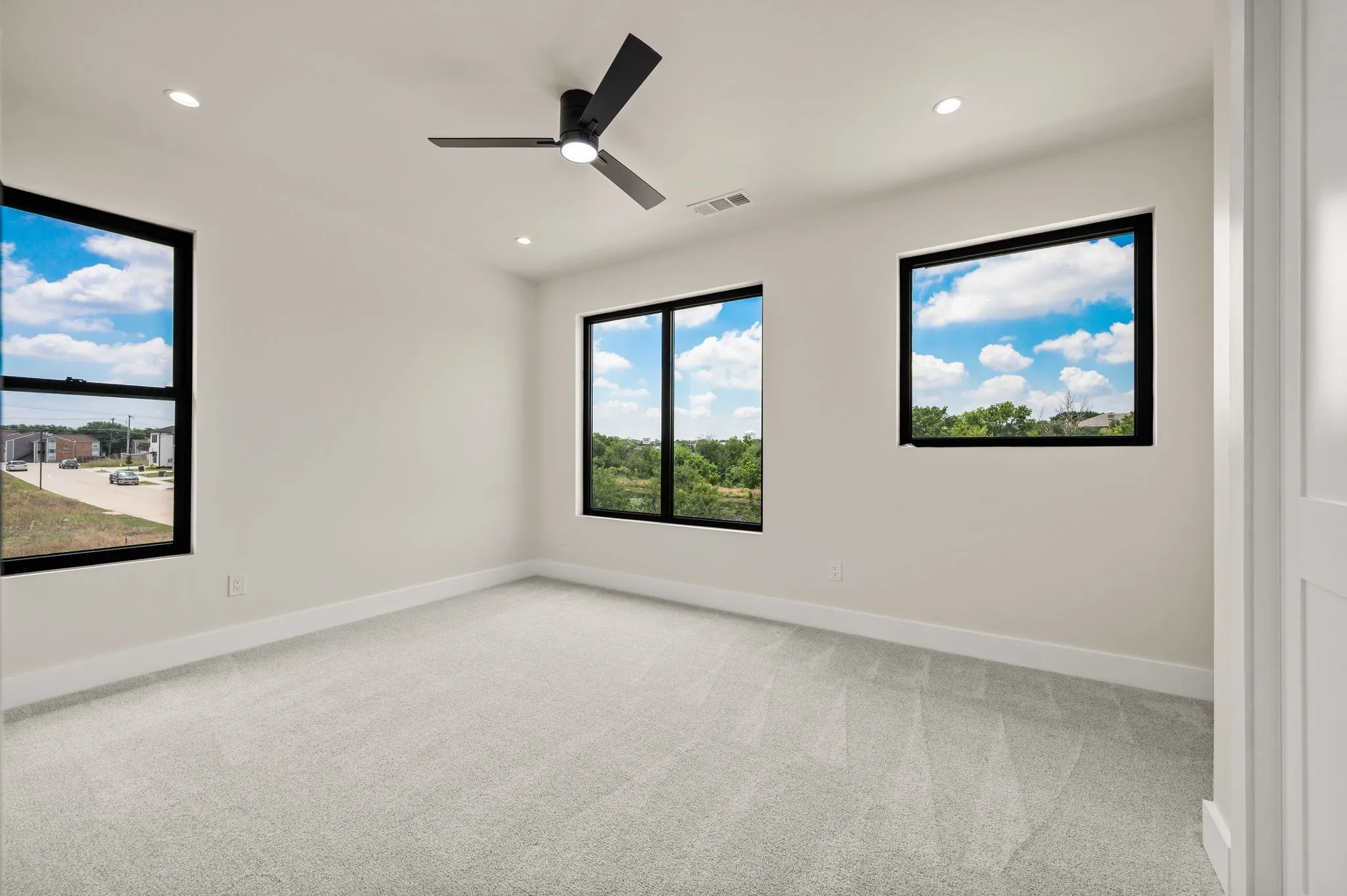 Single Family Residence For Rent in Dallas County , 3443 Umyousef Court, Irving, Texas 75038, 4 Bedroom, 5 Bathroom, 2 Garage spaces, 3,200 Sqft, built in 2025, mls#21367944, Real Estate Agent in Irving, Homes For Rent in Dallas county, Homes For Rent in Irving, Realtor in Irving Texas, Real Estate Brokerage Independent Realty Texas, Luminita Cordes Realtor