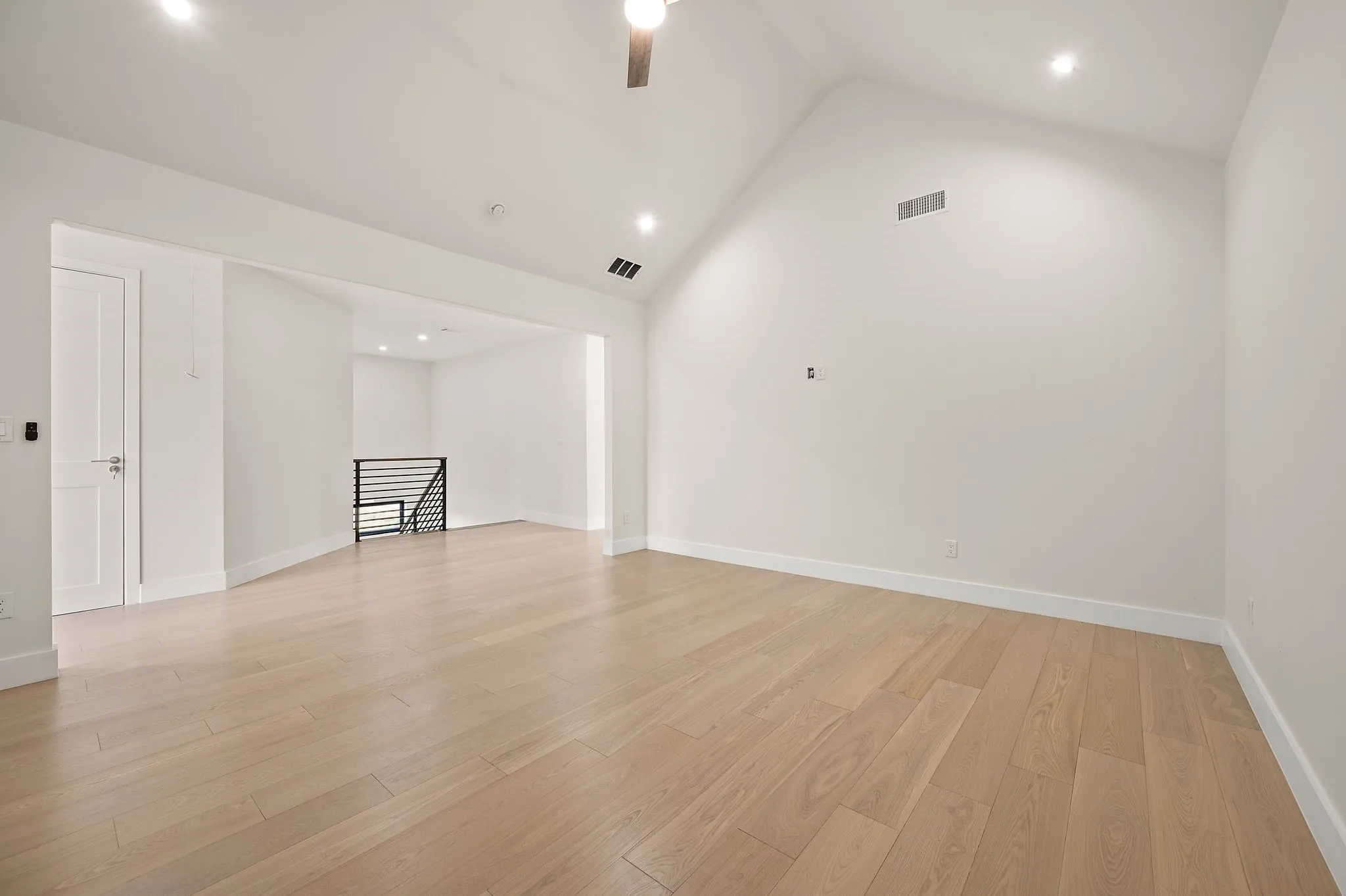 Single Family Residence For Rent in Dallas County , 3443 Umyousef Court, Irving, Texas 75038, 4 Bedroom, 5 Bathroom, 2 Garage spaces, 3,200 Sqft, built in 2025, mls#21367944, Real Estate Agent in Irving, Homes For Rent in Dallas county, Homes For Rent in Irving, Realtor in Irving Texas, Real Estate Brokerage Independent Realty Texas, Luminita Cordes Realtor