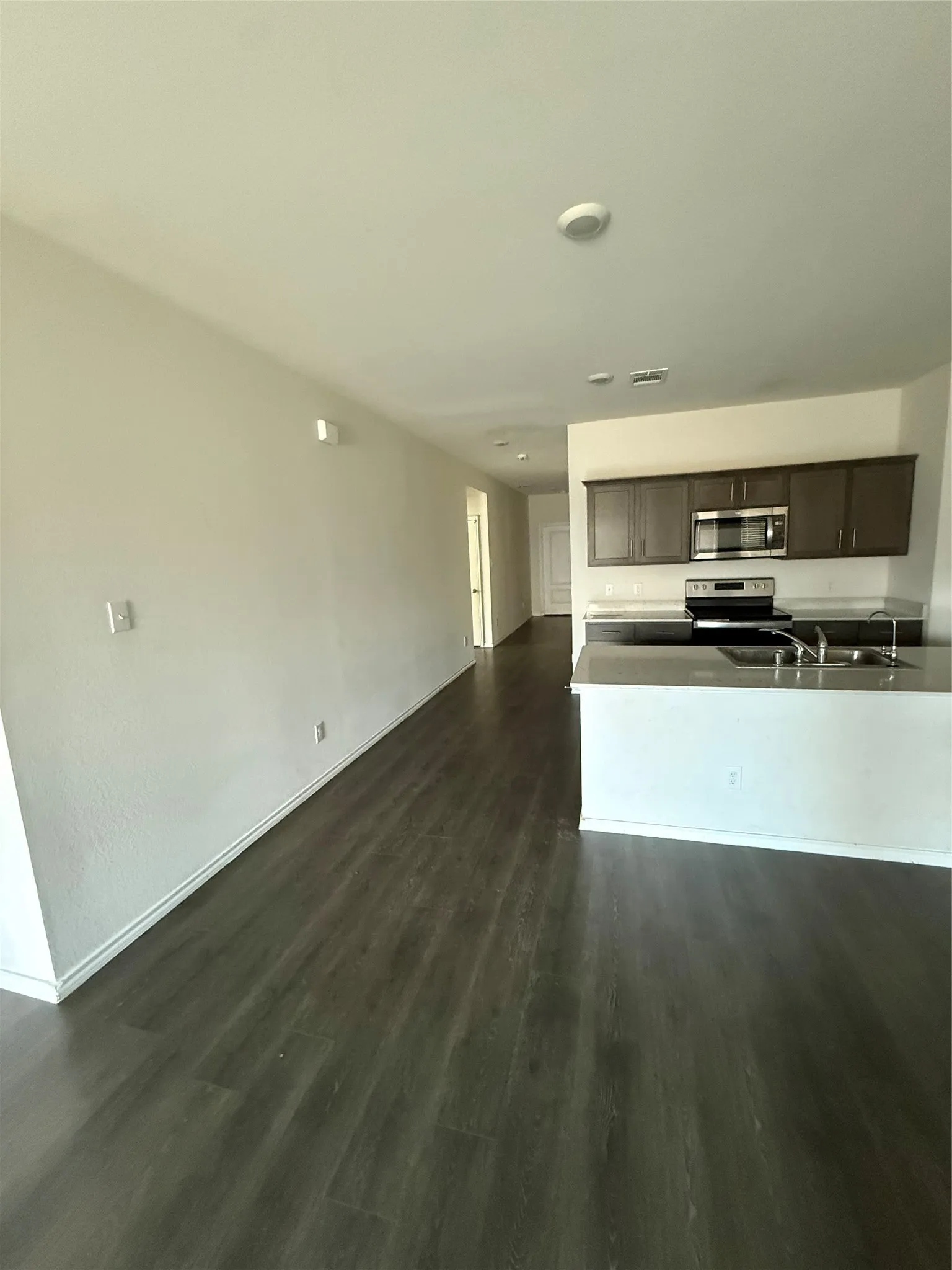 Kitchen/Hallway leading to the front door
