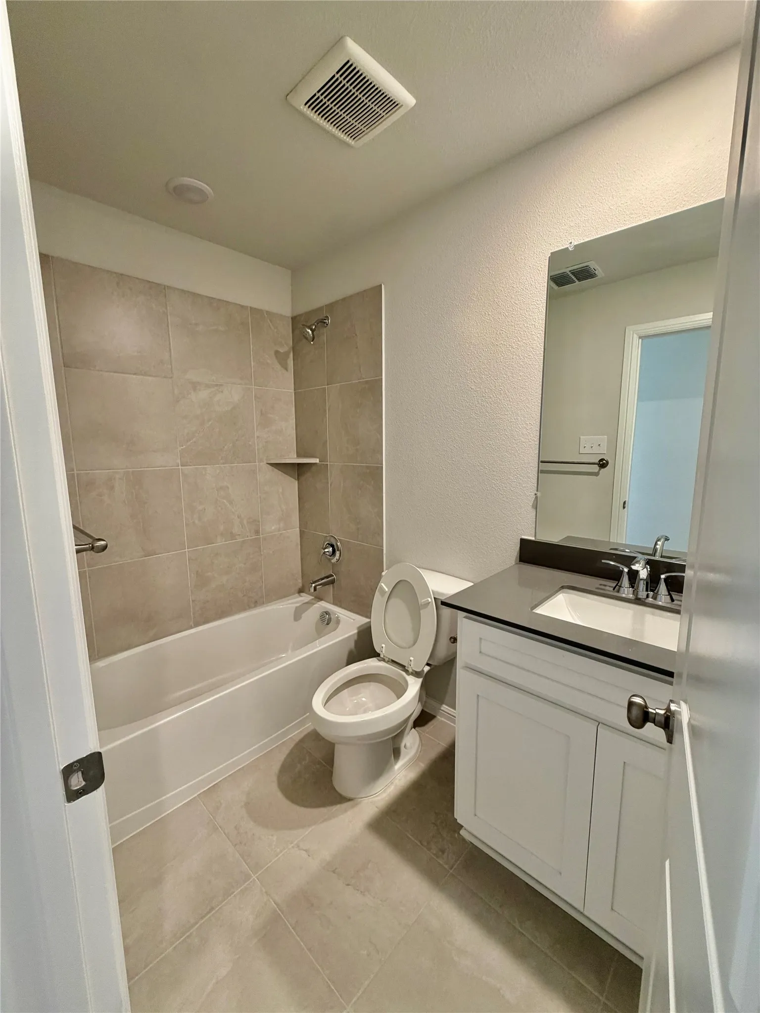 Single Family Residence For Rent in Collin County , 725 Santa Lucia Drive, Anna, Texas 75409, 3 Bedroom, 3 Bathroom, 2 Garage spaces, 1,777 Sqft, built in 2024, mls#21367934, Real Estate Agent in Anna, Homes For Rent in Collin county, Homes For Rent in Anna, Realtor in Anna Texas, Real Estate Brokerage Independent Realty Texas, Luminita Cordes Realtor