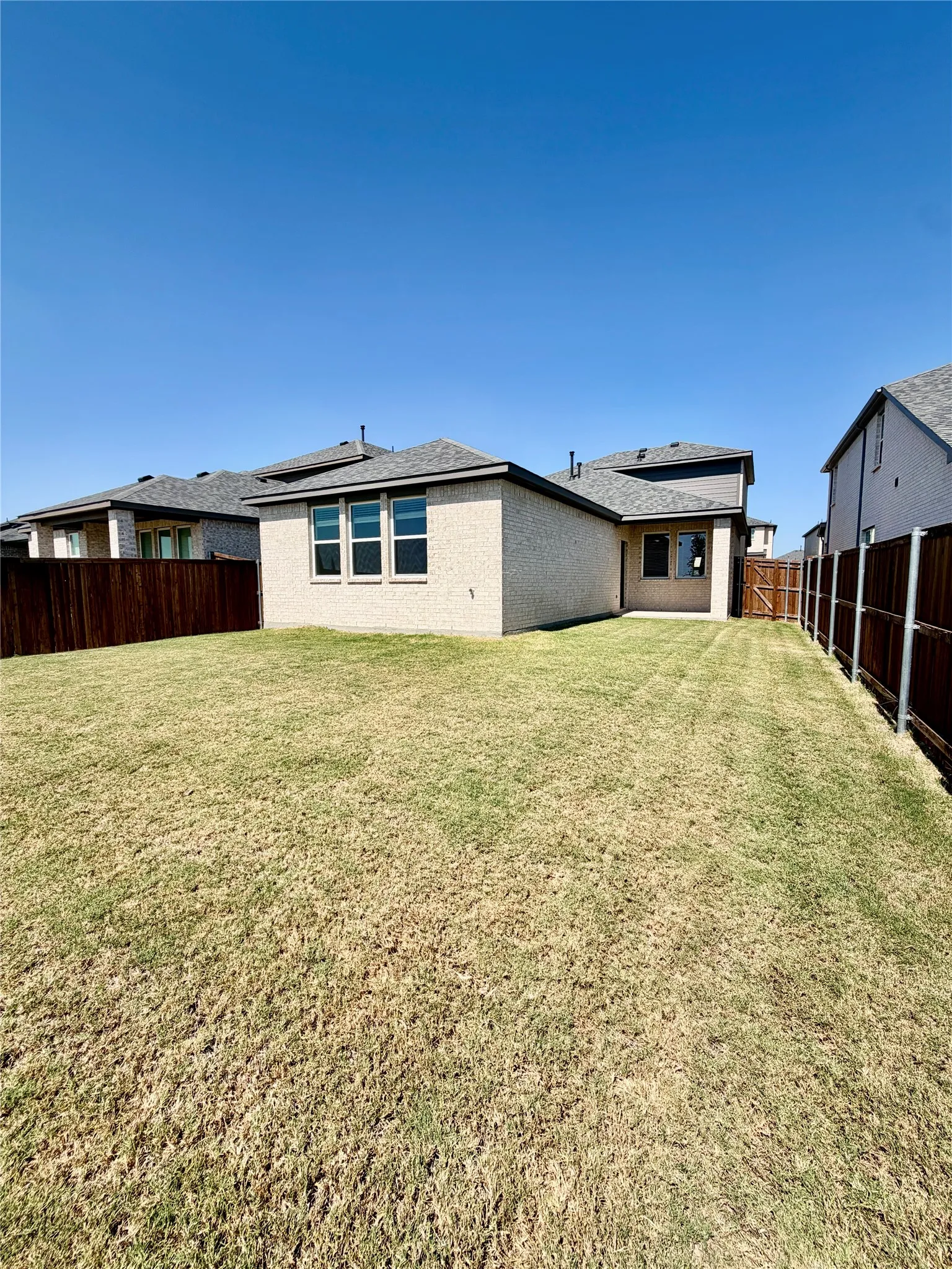 Single Family Residence For Rent in Collin County , 725 Santa Lucia Drive, Anna, Texas 75409, 3 Bedroom, 3 Bathroom, 2 Garage spaces, 1,777 Sqft, built in 2024, mls#21367934, Real Estate Agent in Anna, Homes For Rent in Collin county, Homes For Rent in Anna, Realtor in Anna Texas, Real Estate Brokerage Independent Realty Texas, Luminita Cordes Realtor