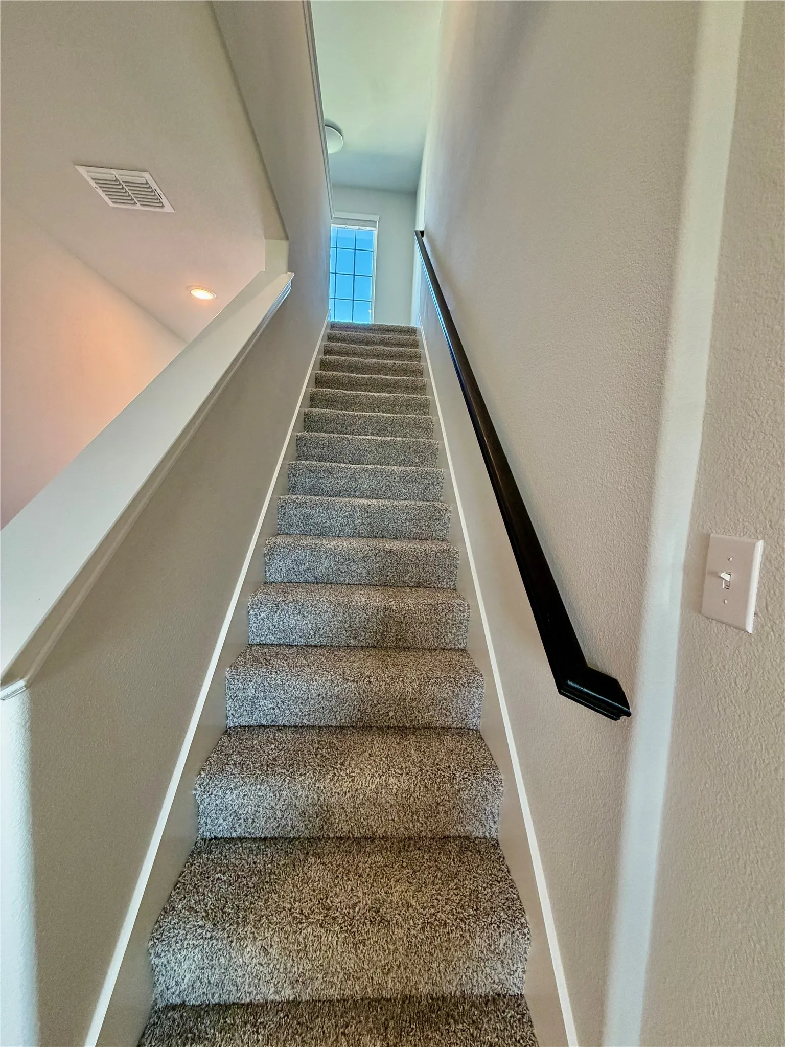 Single Family Residence For Rent in Collin County , 725 Santa Lucia Drive, Anna, Texas 75409, 3 Bedroom, 3 Bathroom, 2 Garage spaces, 1,777 Sqft, built in 2024, mls#21367934, Real Estate Agent in Anna, Homes For Rent in Collin county, Homes For Rent in Anna, Realtor in Anna Texas, Real Estate Brokerage Independent Realty Texas, Luminita Cordes Realtor