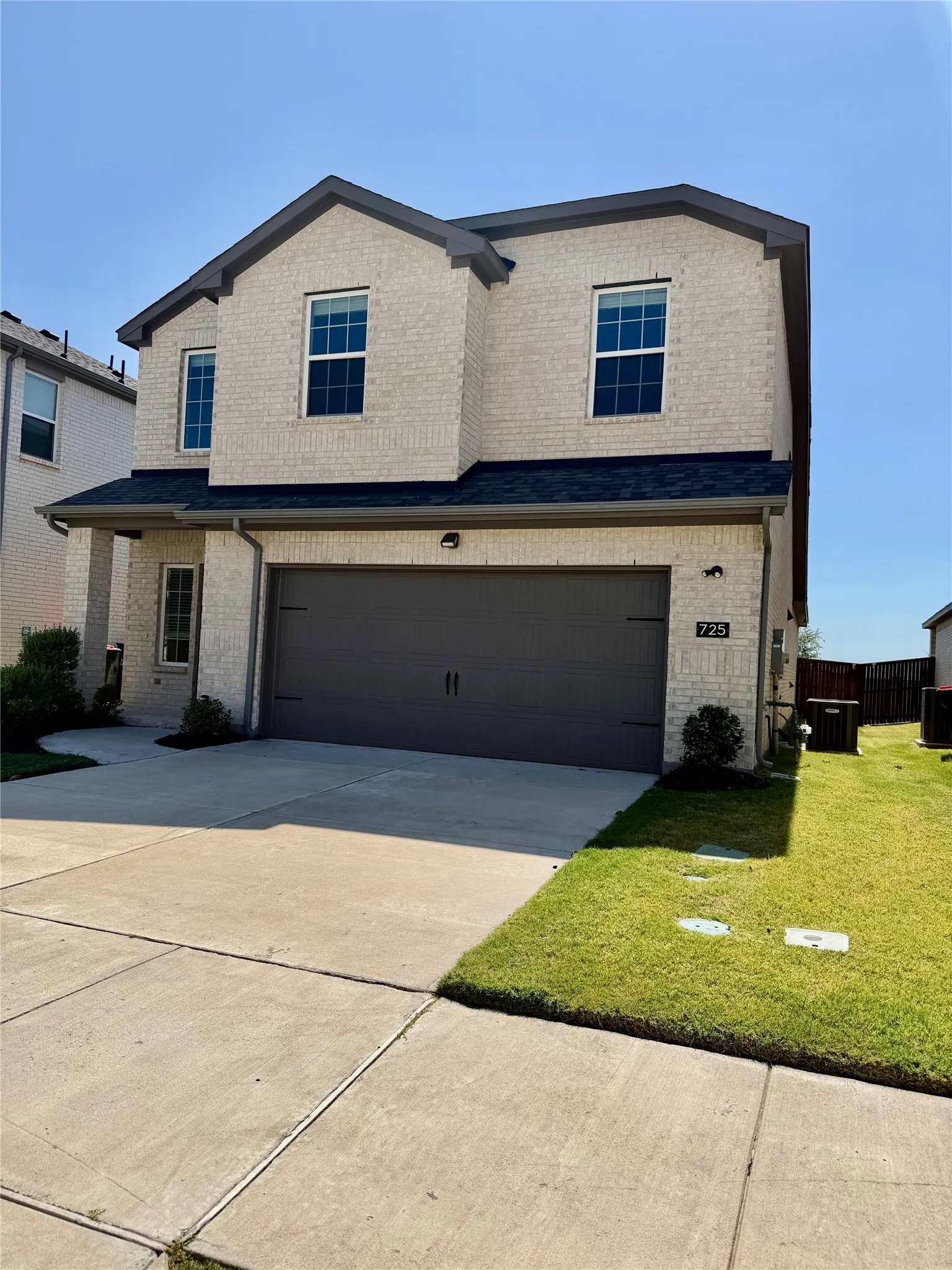 Single Family Residence For Rent in Collin County , 725 Santa Lucia Drive, Anna, Texas 75409, 3 Bedroom, 3 Bathroom, 2 Garage spaces, 1,777 Sqft, built in 2024, mls#21367934, Real Estate Agent in Anna, Homes For Rent in Collin county, Homes For Rent in Anna, Realtor in Anna Texas, Real Estate Brokerage Independent Realty Texas, Luminita Cordes Realtor