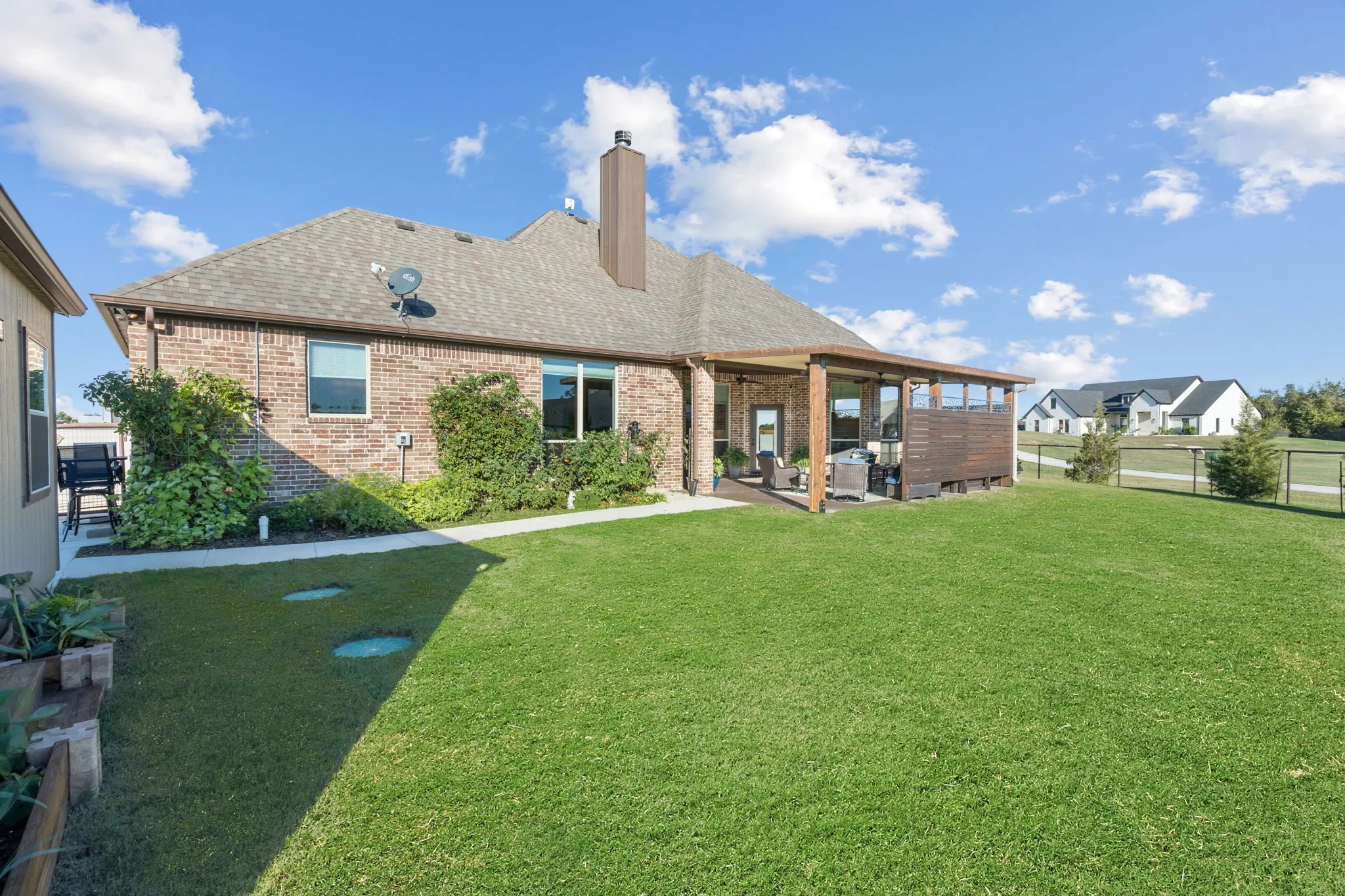 Single Family Residence For Sale in Wise County , 104 Carls Court, Boyd, Texas 76023, 4 Bedroom, 2 Bathroom, 3 Garage spaces, 2,196 Sqft, built in 2022, mls#21366386, Real Estate Agent in Boyd, Homes For Sale in Wise county, Homes For Sale in Boyd, Realtor in Boyd Texas, Real Estate Brokerage Independent Realty Texas, Luminita Cordes Realtor