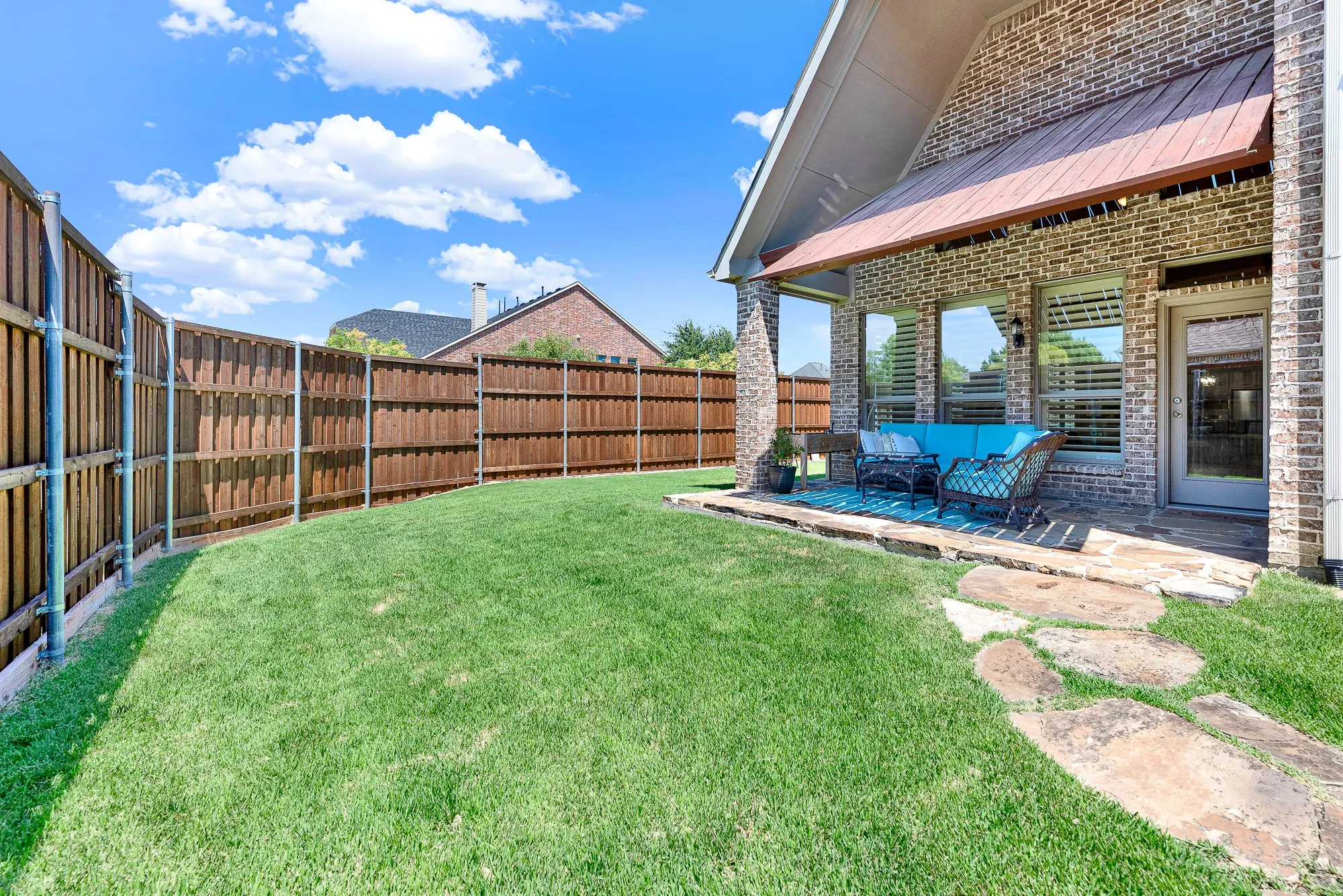 Single Family Residence For Sale in Denton County , 6777 Parker Creek Place, Frisco, Texas 75034, 4 Bedroom, 4 Bathroom, 2 Garage spaces, 3,306 Sqft, built in 2006, mls#21364591, Real Estate Agent in Frisco, Homes For Sale in Denton county, Homes For Sale in Frisco, Realtor in Frisco Texas, Real Estate Brokerage Independent Realty Texas, Luminita Cordes Realtor