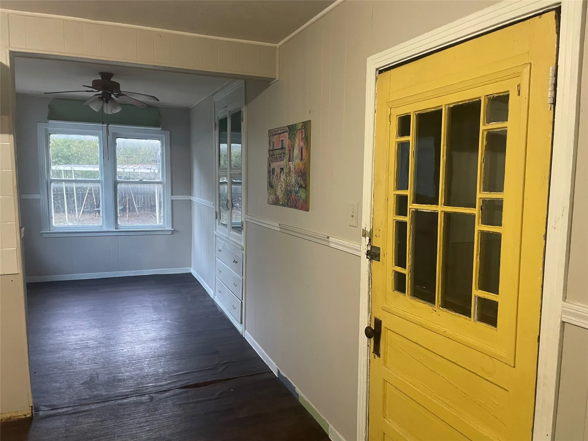 Dining room with Built-in cabinet