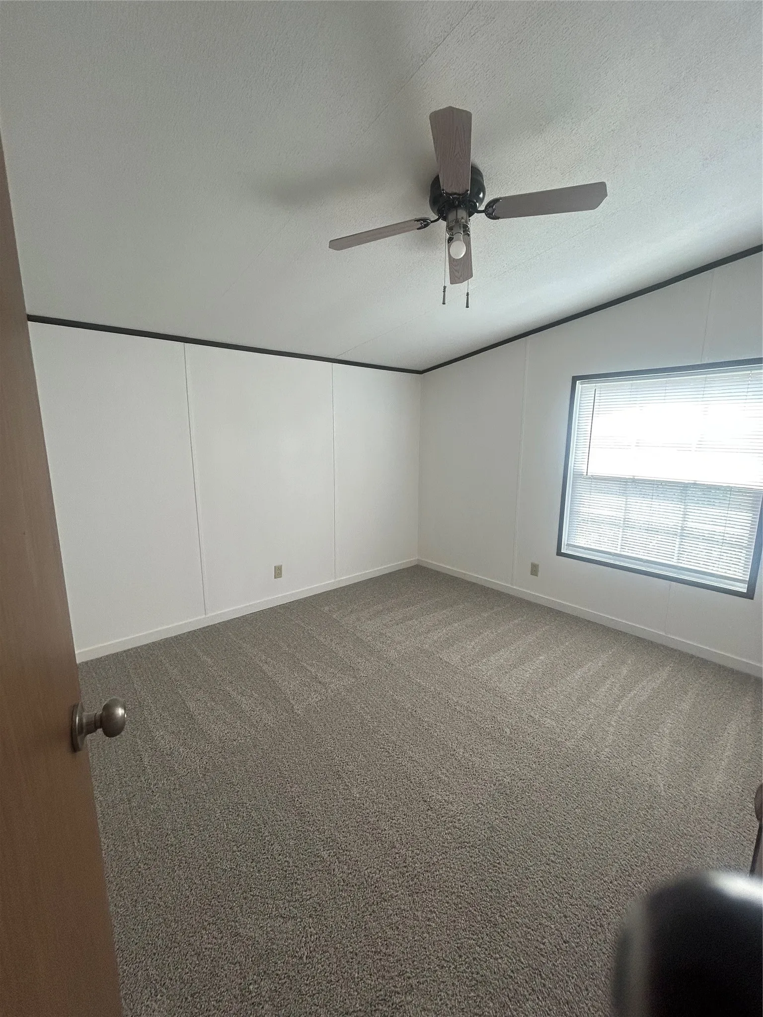 Manufactured Home For Rent in Parker County , 201 Lakeview Trail, Weatherford, Texas 76087, 3 Bedroom, 2 Bathroom, Garage spaces, 1,120 Sqft, built in 1984, mls#21368007, Real Estate Agent in Weatherford, Homes For Rent in Parker county, Homes For Rent in Weatherford, Realtor in Weatherford Texas, Real Estate Brokerage Independent Realty Texas, Luminita Cordes Realtor