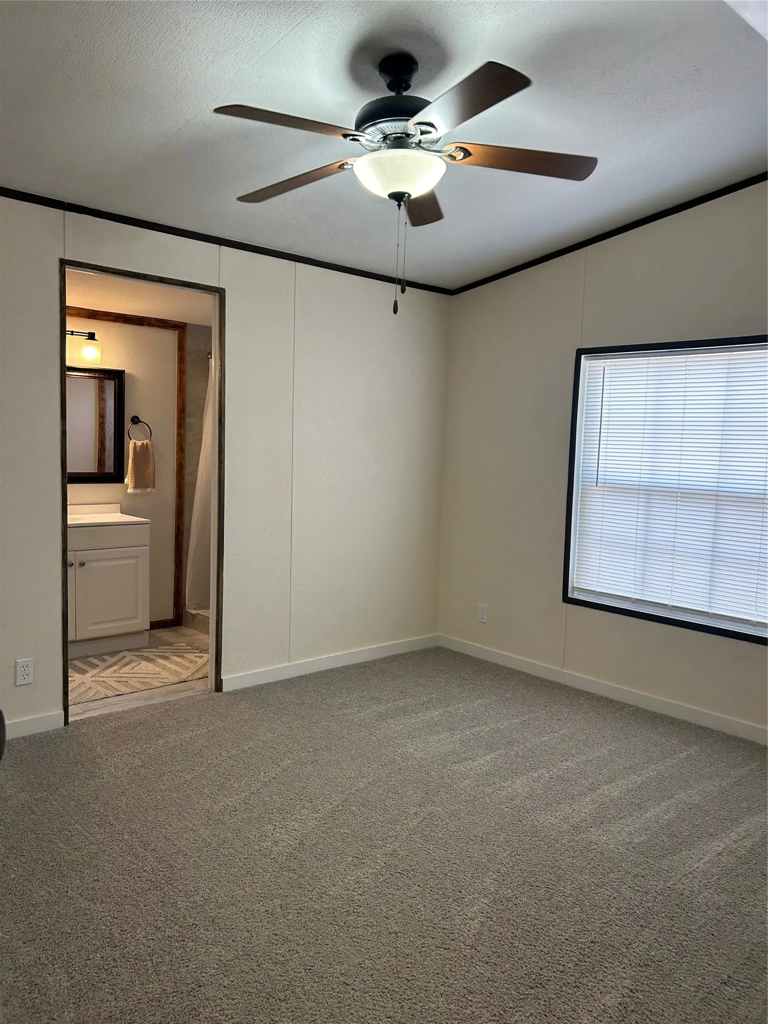 Manufactured Home For Rent in Parker County , 201 Lakeview Trail, Weatherford, Texas 76087, 3 Bedroom, 2 Bathroom, Garage spaces, 1,120 Sqft, built in 1984, mls#21368007, Real Estate Agent in Weatherford, Homes For Rent in Parker county, Homes For Rent in Weatherford, Realtor in Weatherford Texas, Real Estate Brokerage Independent Realty Texas, Luminita Cordes Realtor