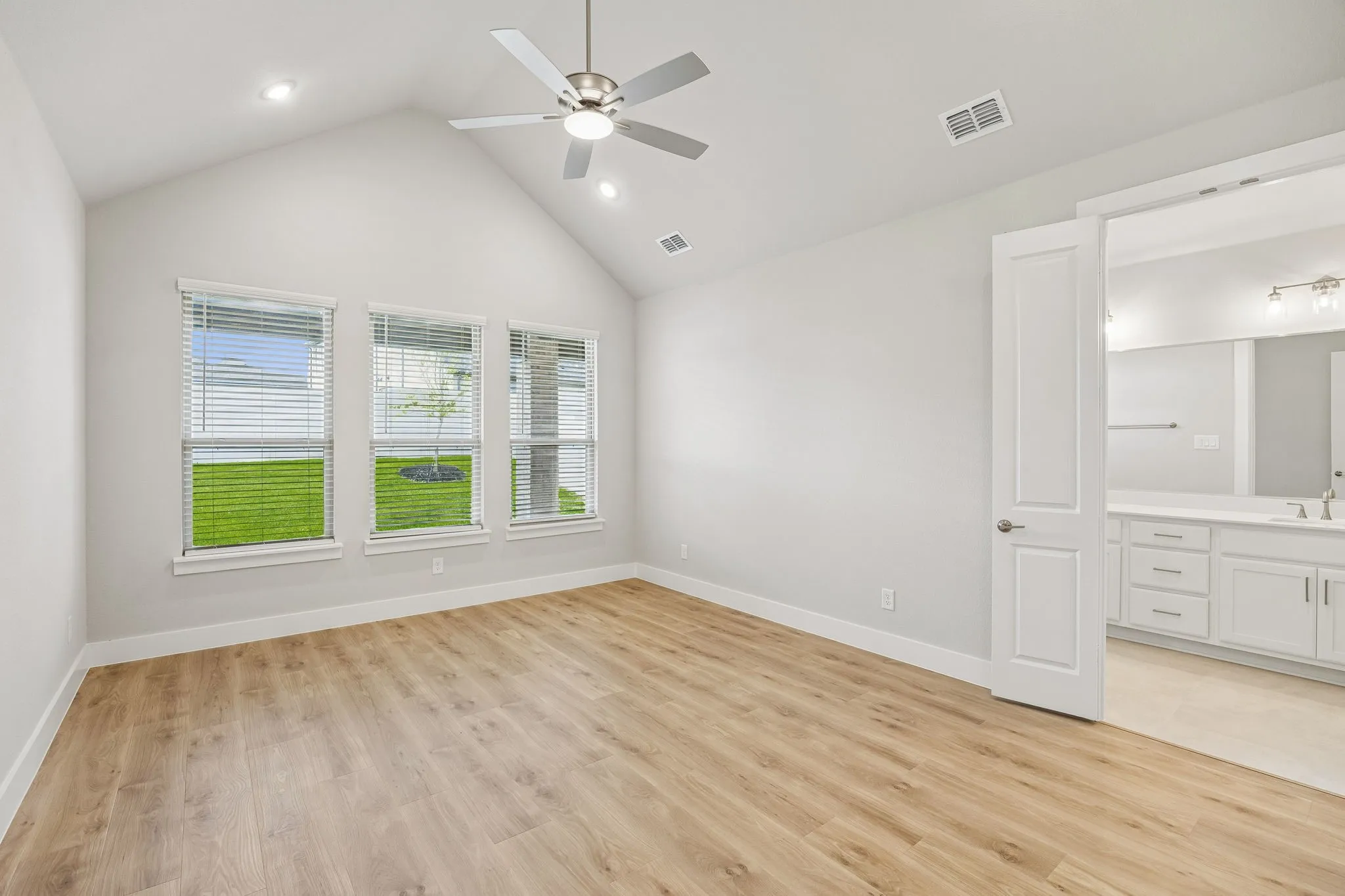 Single Family Residence For Sale in Collin County , 4737 Peary Lane, Mc Kinney, Texas 75071, 4 Bedroom, 3 Bathroom, 2 Garage spaces, 2,782 Sqft, built in 2025, mls#21367983, Real Estate Agent in Mc Kinney, Homes For Sale in Collin county, Homes For Sale in Mc Kinney, Realtor in Mc Kinney Texas, Real Estate Brokerage Independent Realty Texas, Luminita Cordes Realtor