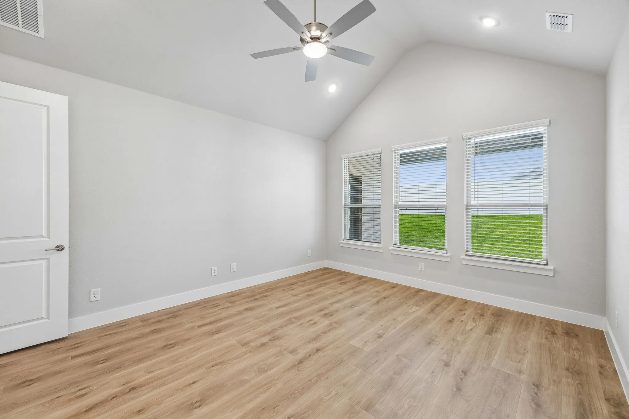 Single Family Residence For Sale in Collin County , 4737 Peary Lane, Mc Kinney, Texas 75071, 4 Bedroom, 3 Bathroom, 2 Garage spaces, 2,782 Sqft, built in 2025, mls#21367983, Real Estate Agent in Mc Kinney, Homes For Sale in Collin county, Homes For Sale in Mc Kinney, Realtor in Mc Kinney Texas, Real Estate Brokerage Independent Realty Texas, Luminita Cordes Realtor