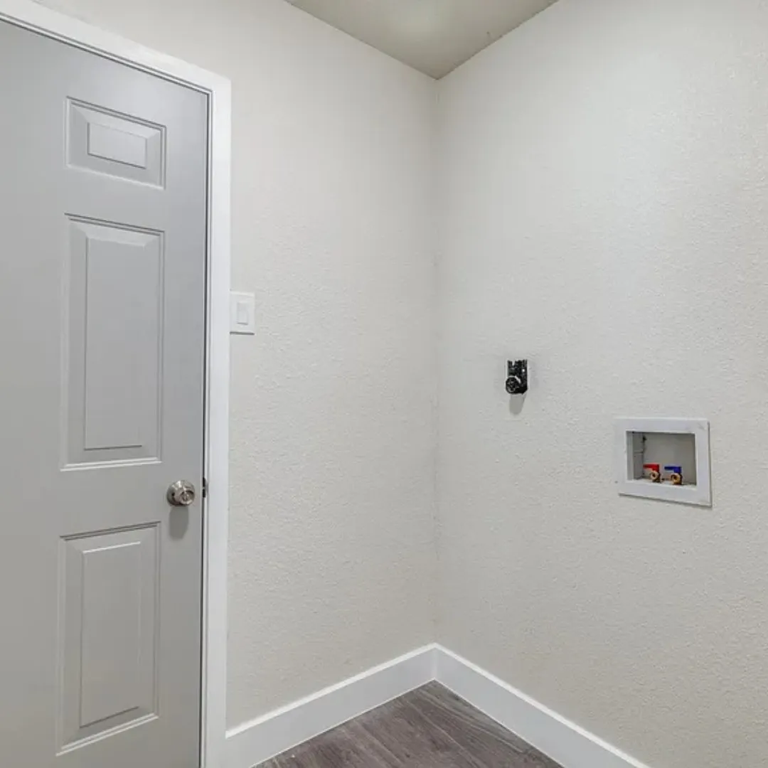 Single Family Residence For Rent in Dallas County , 3709 Hilton Drive, Mesquite, Texas 75150, 3 Bedroom, 2 Bathroom, 2 Garage spaces, 1,344 Sqft, built in 1967, mls#21368015, Real Estate Agent in Mesquite, Homes For Rent in Dallas county, Homes For Rent in Mesquite, Realtor in Mesquite Texas, Real Estate Brokerage Independent Realty Texas, Luminita Cordes Realtor