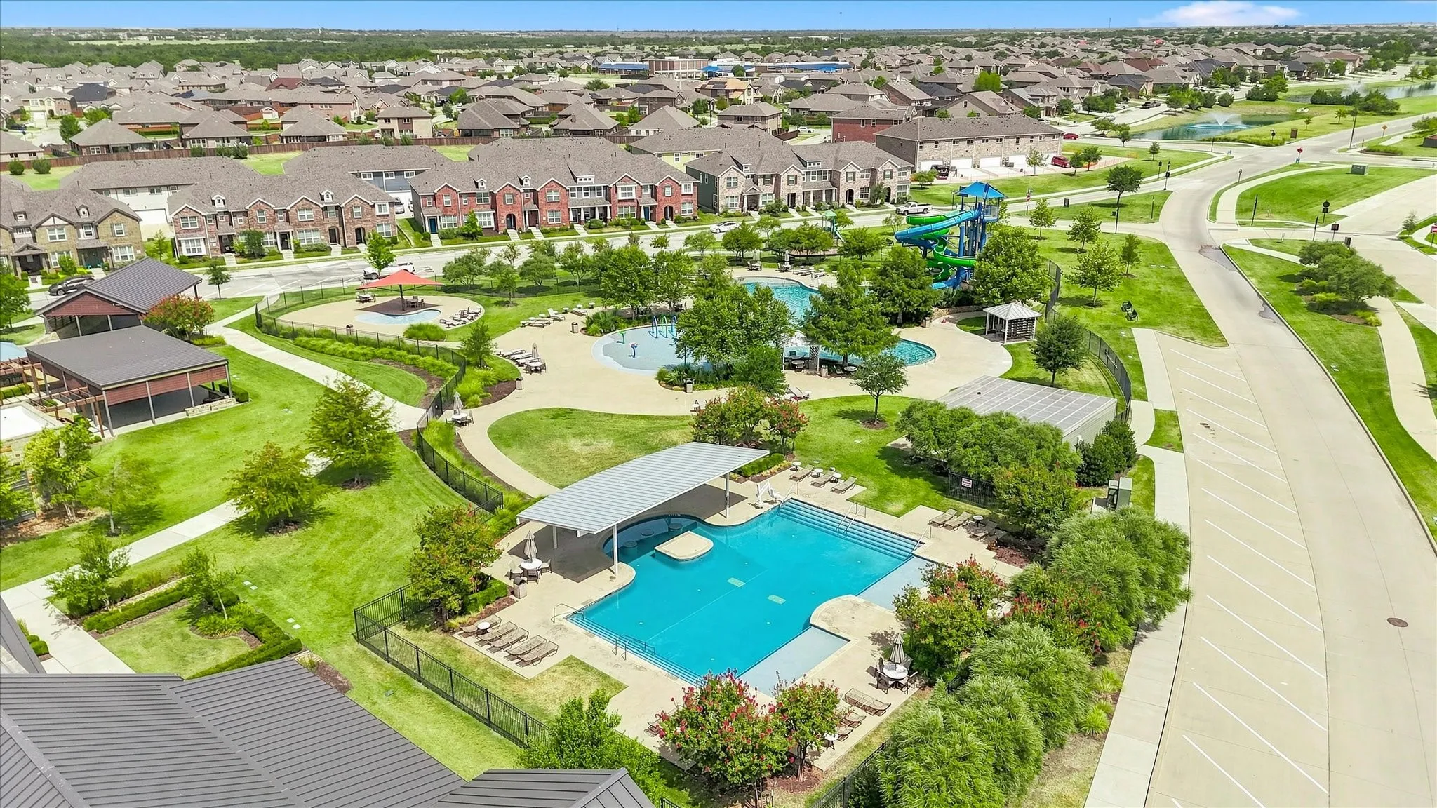 Single Family Residence For Sale in Kaufman County , 3948 Surrey Drive, Forney, Texas 75126, 3 Bedroom, 2 Bathroom, 2 Garage spaces, 1,260 Sqft, built in 2021, mls#21368025, Real Estate Agent in Forney, Homes For Sale in Kaufman county, Homes For Sale in Forney, Realtor in Forney Texas, Real Estate Brokerage Independent Realty Texas, Luminita Cordes Realtor